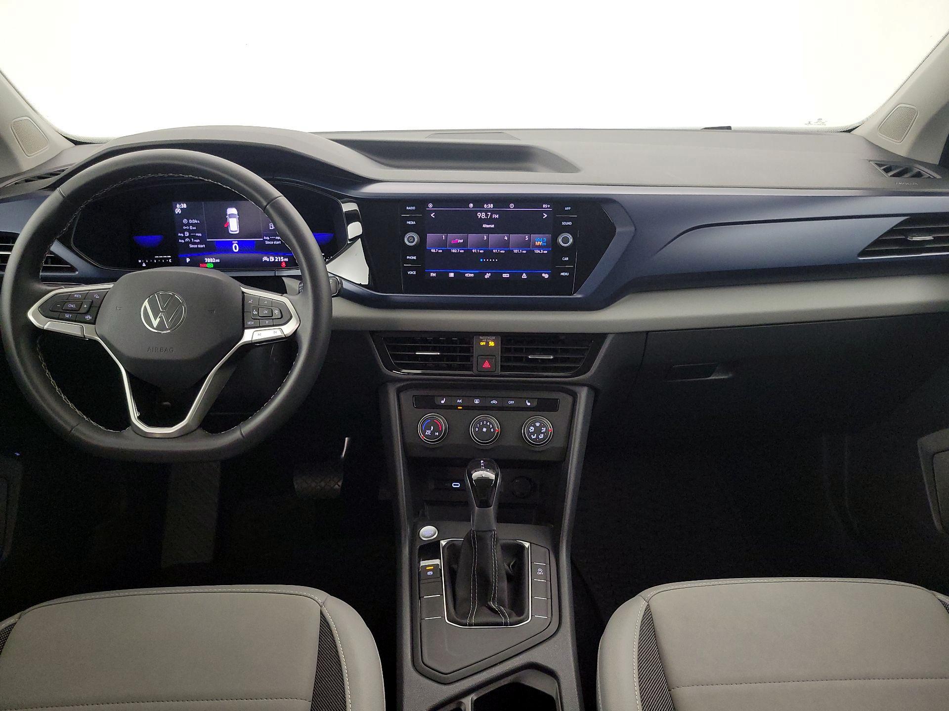 Thumbnail: 2022 Volkswagen Taos - 9