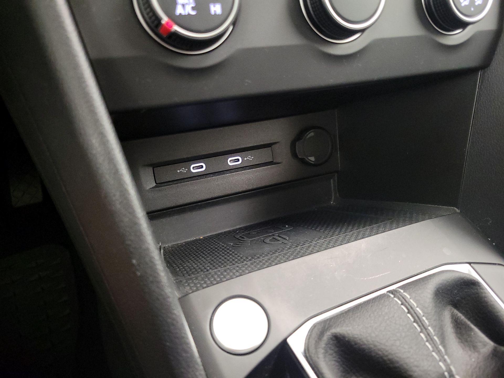 Thumbnail: 2022 Volkswagen Taos - 18