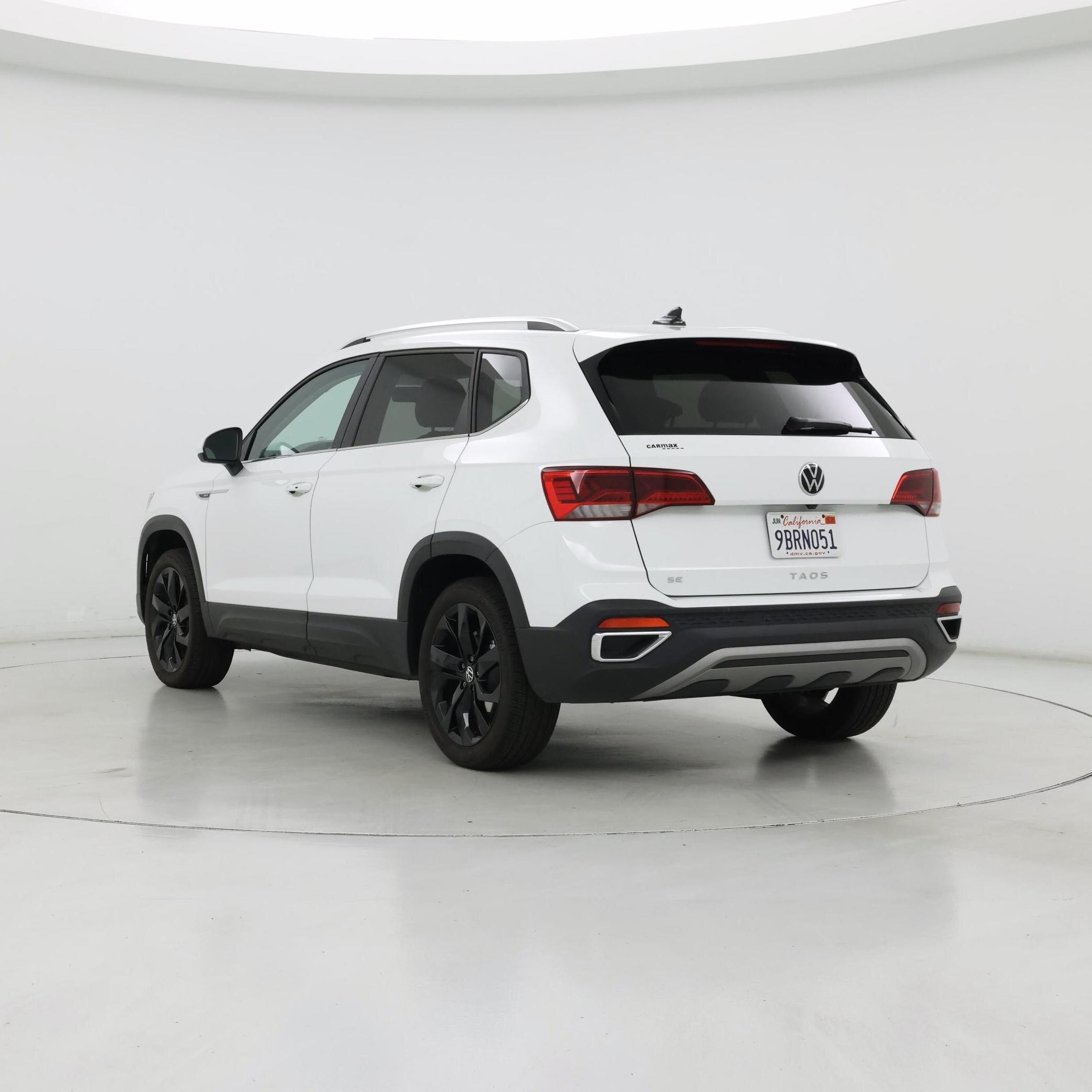 Thumbnail: 2022 Volkswagen Taos - 2