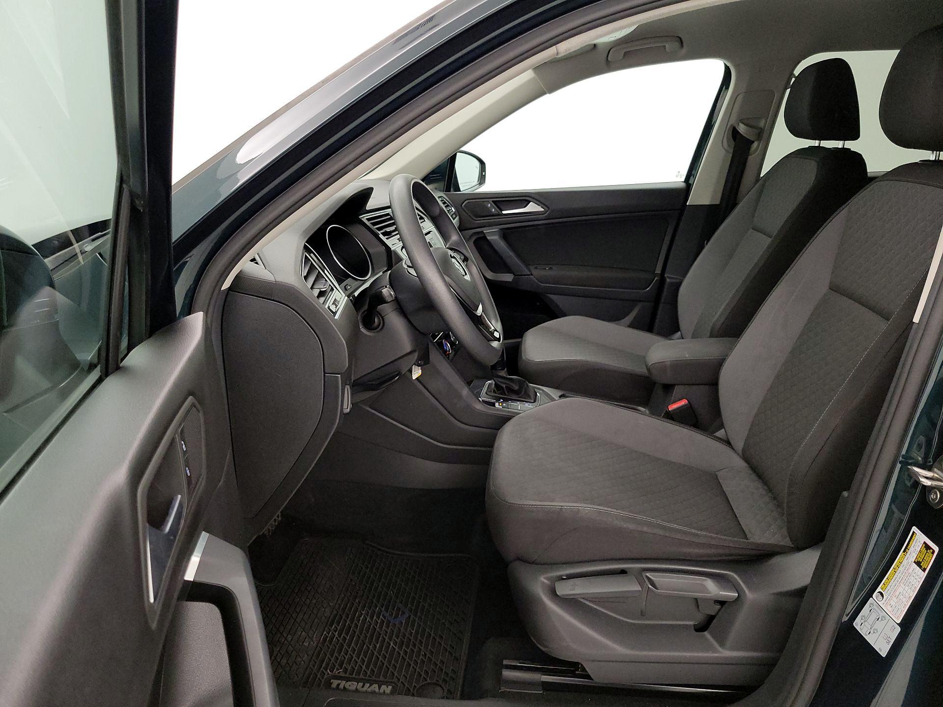 Thumbnail: 2019 Volkswagen Tiguan - 11