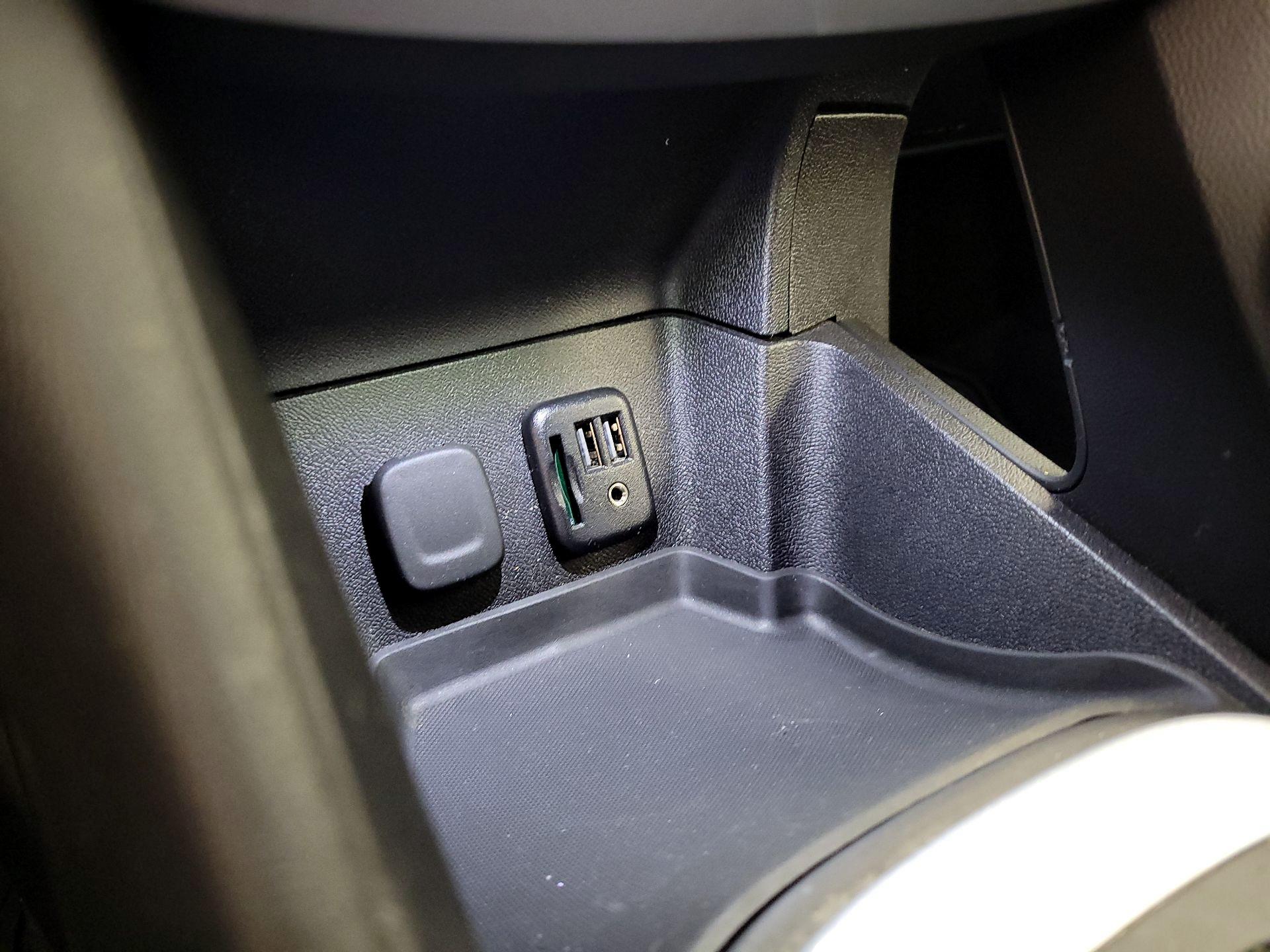 Thumbnail: 2019 Chevrolet Volt - 18