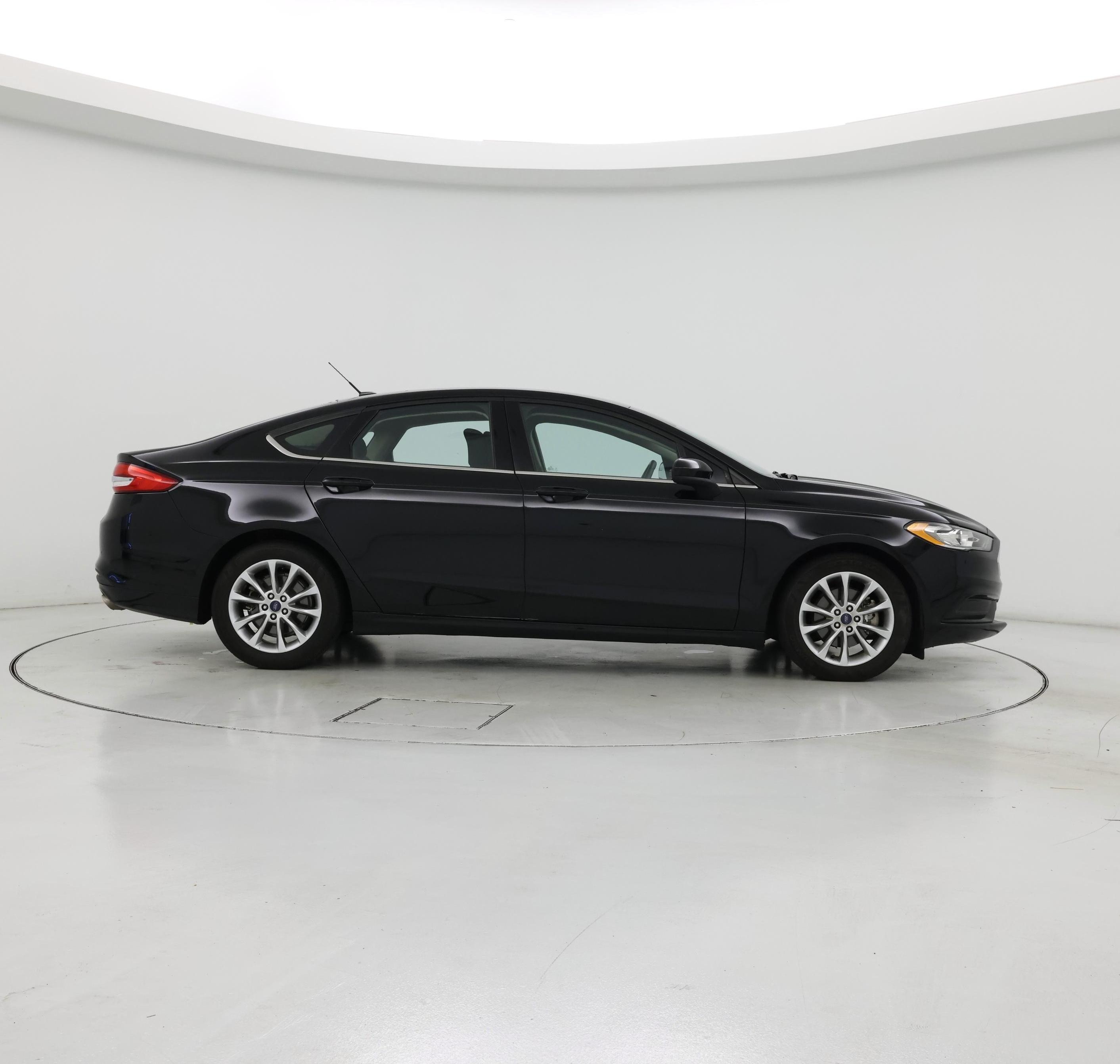 Thumbnail: 2017 Ford Fusion - 7
