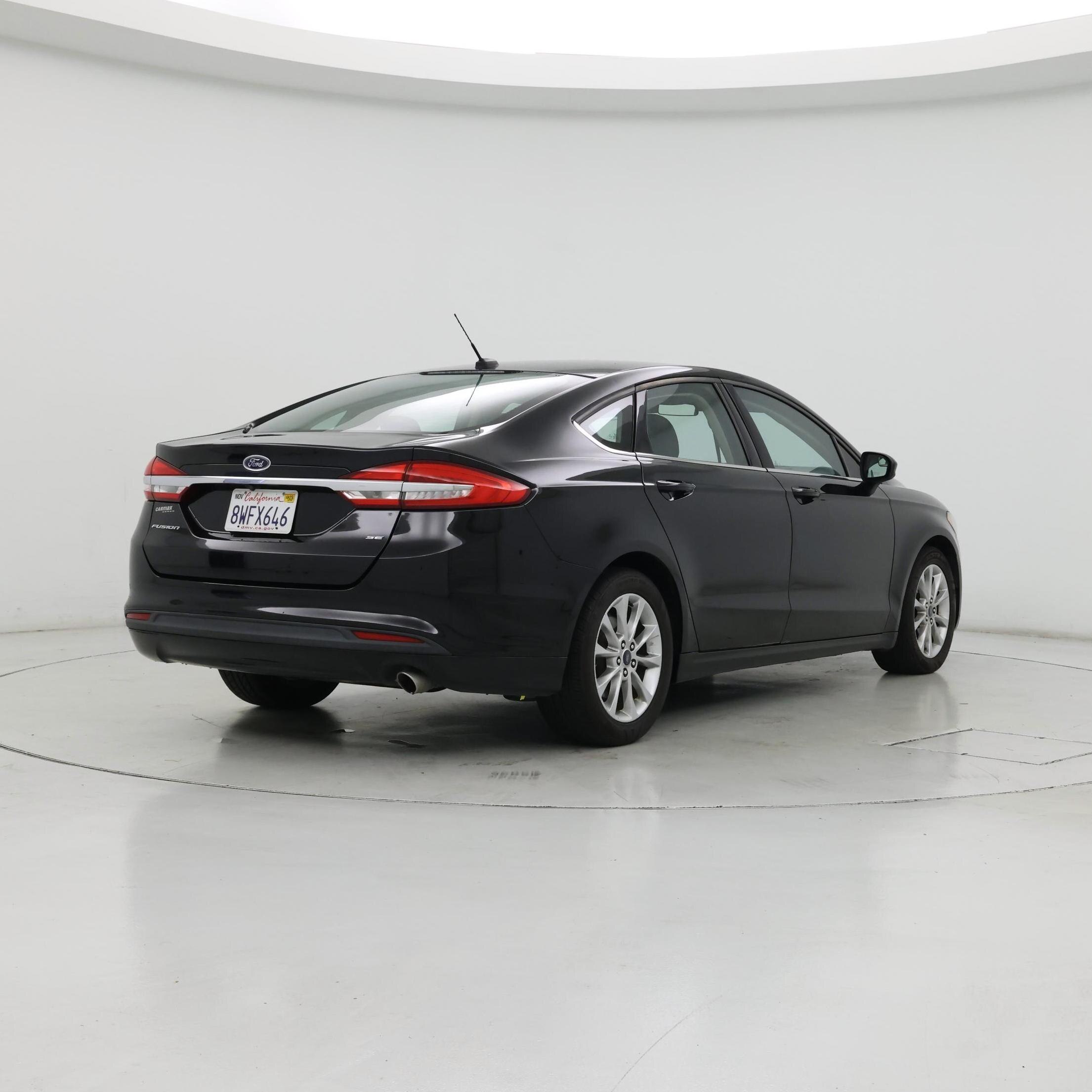 Thumbnail: 2017 Ford Fusion - 8