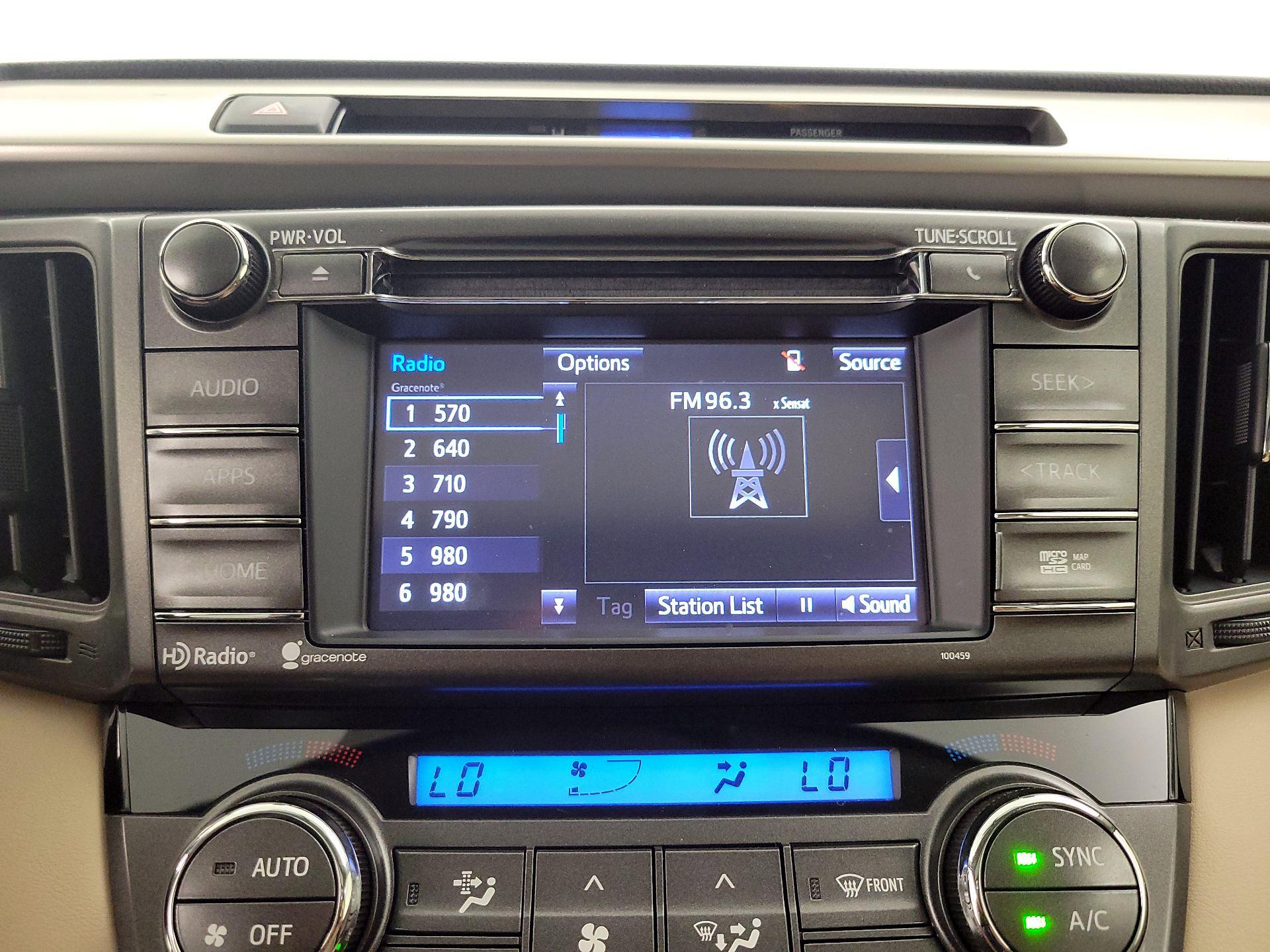 Thumbnail: 2015 Toyota RAV4 - 15