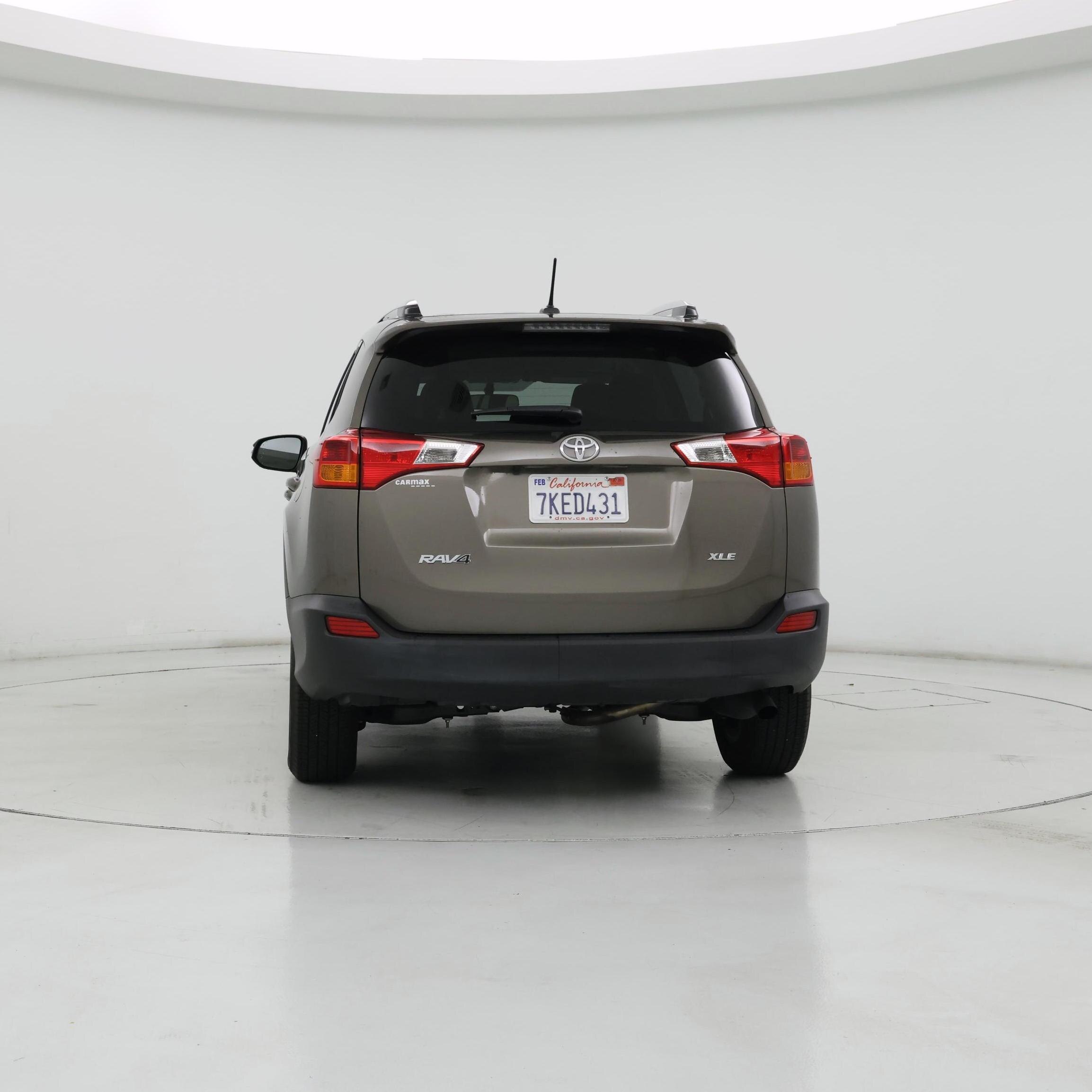 Thumbnail: 2015 Toyota RAV4 - 6