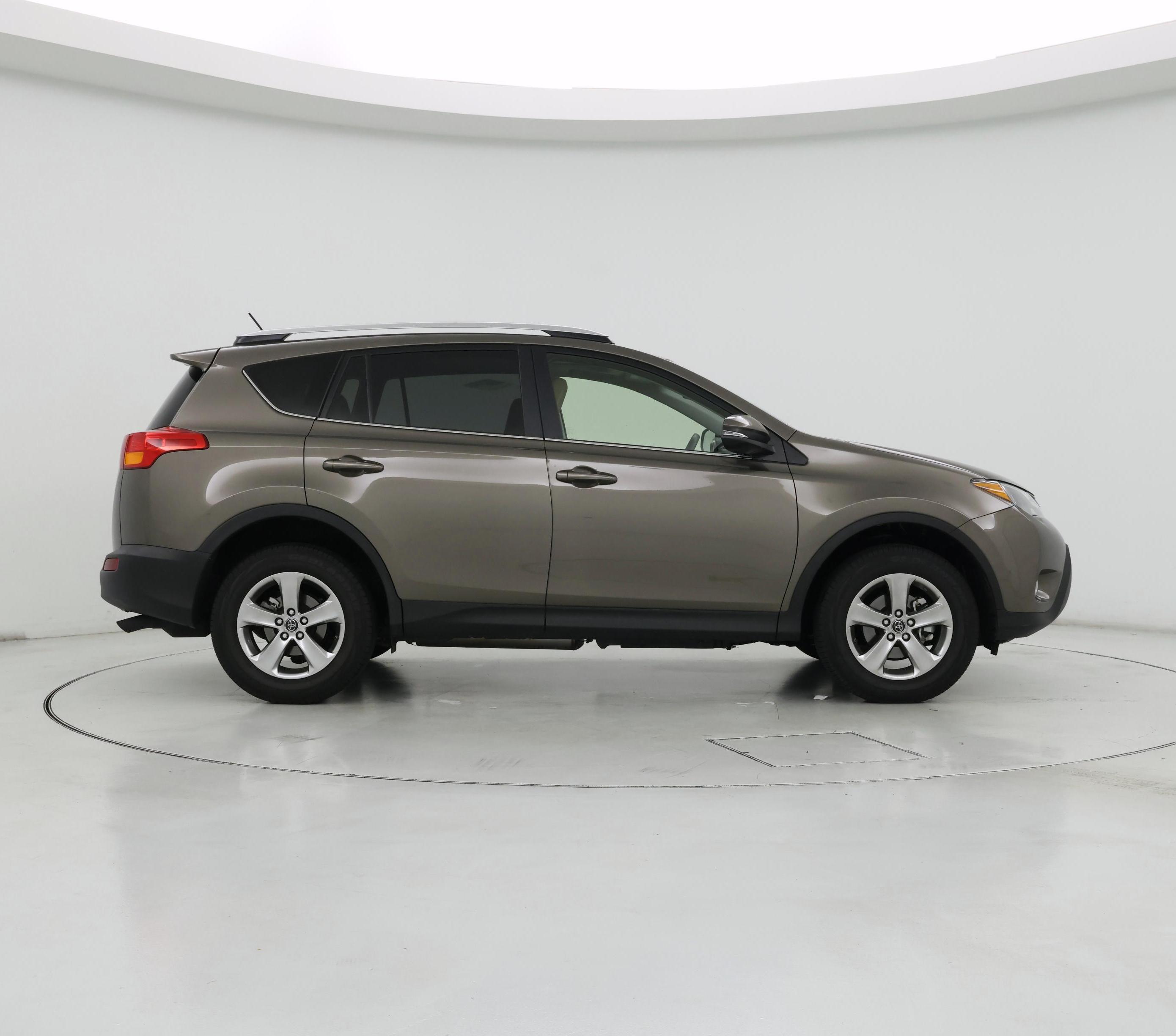 Thumbnail: 2015 Toyota RAV4 - 7