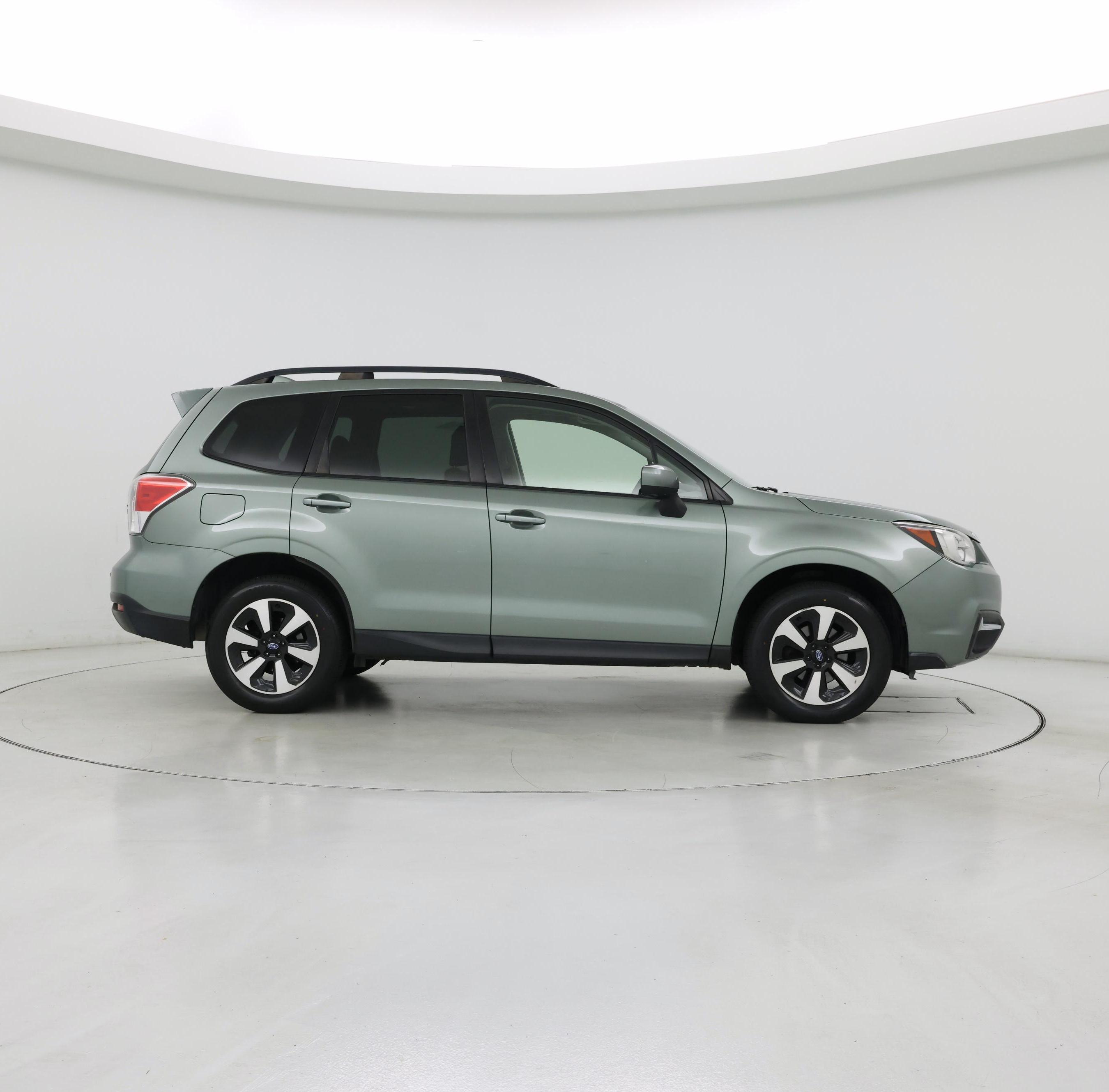 Thumbnail: 2017 Subaru Forester - 7