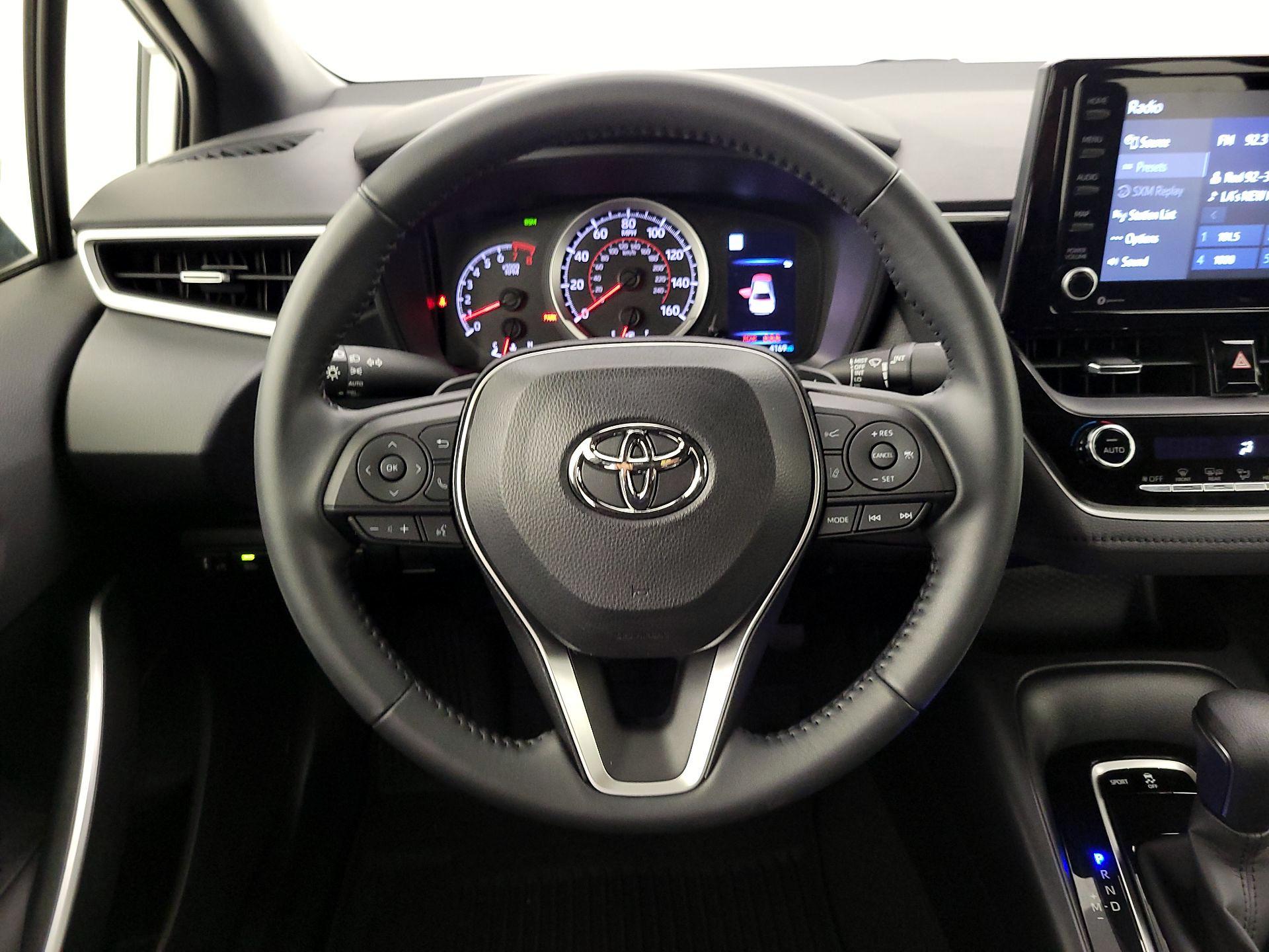 Thumbnail: 2022 Toyota Corolla - 10