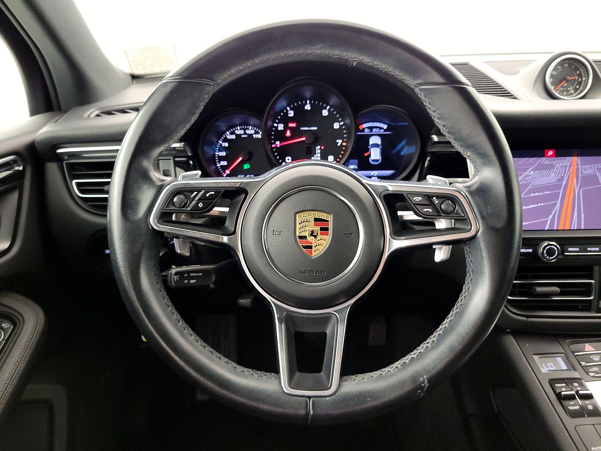 Thumbnail: 2019 Porsche Macan - 10