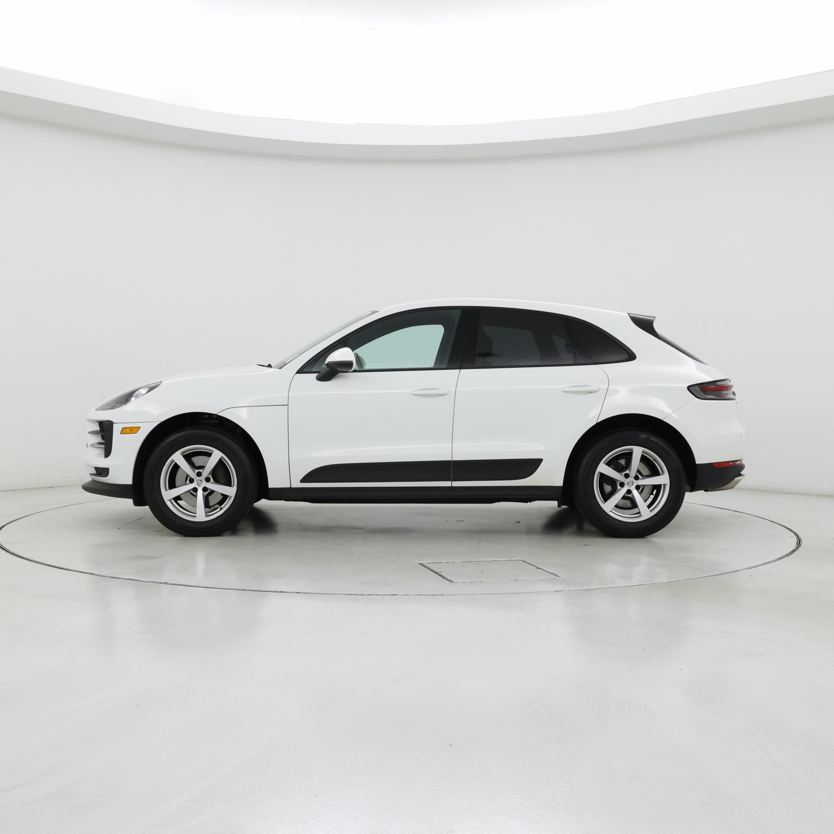 Thumbnail: 2019 Porsche Macan - 3