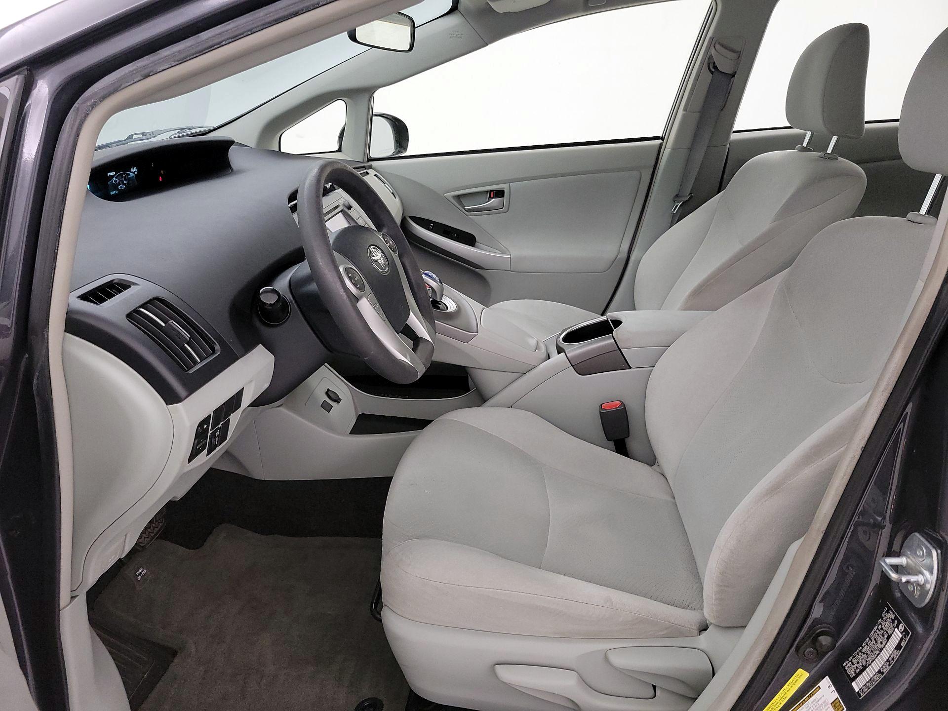 Thumbnail: 2014 Toyota Prius - 11