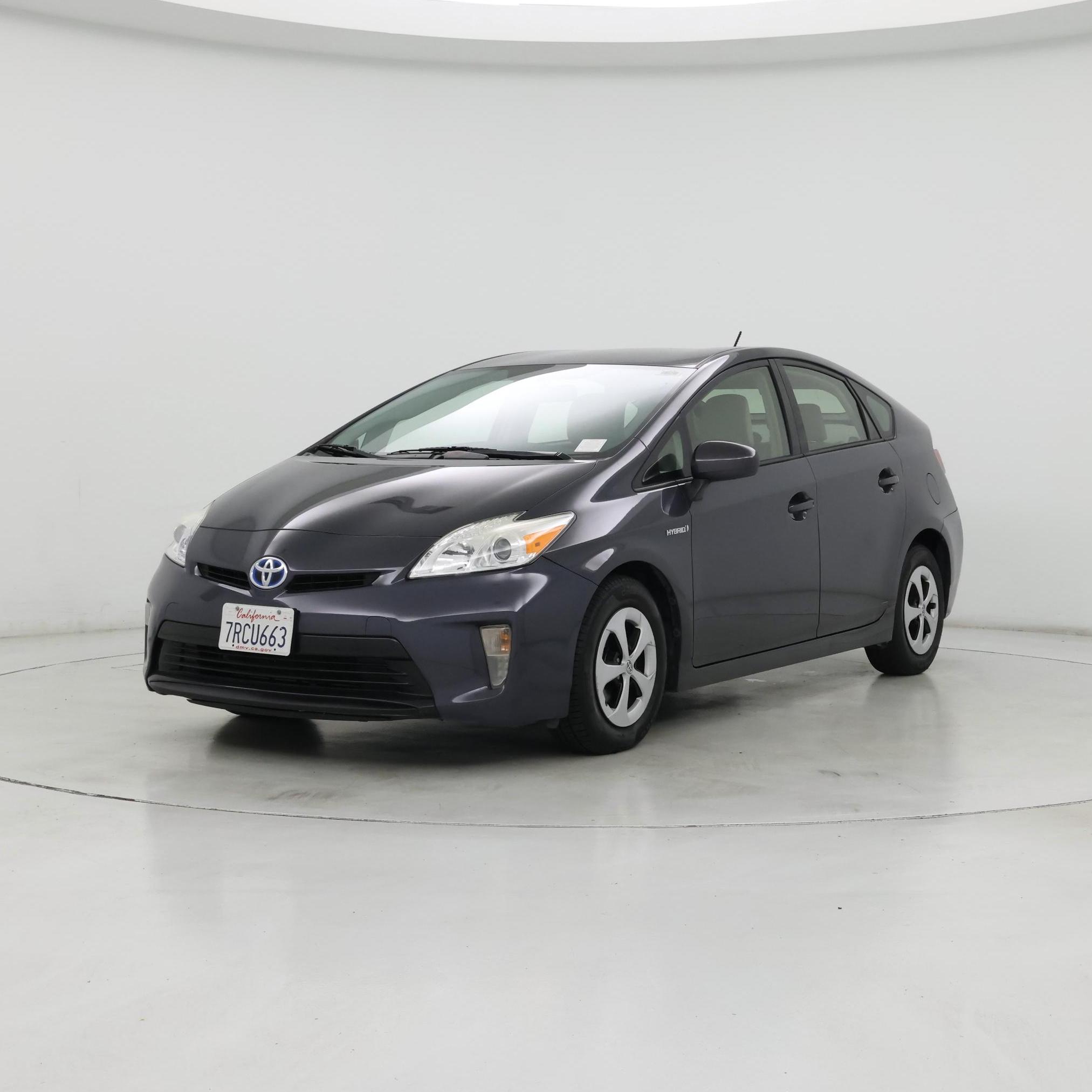 Thumbnail: 2014 Toyota Prius - 4