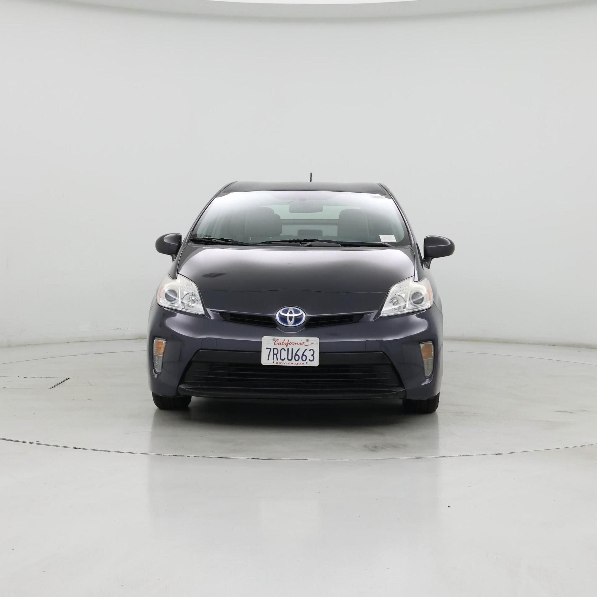 Thumbnail: 2014 Toyota Prius - 5