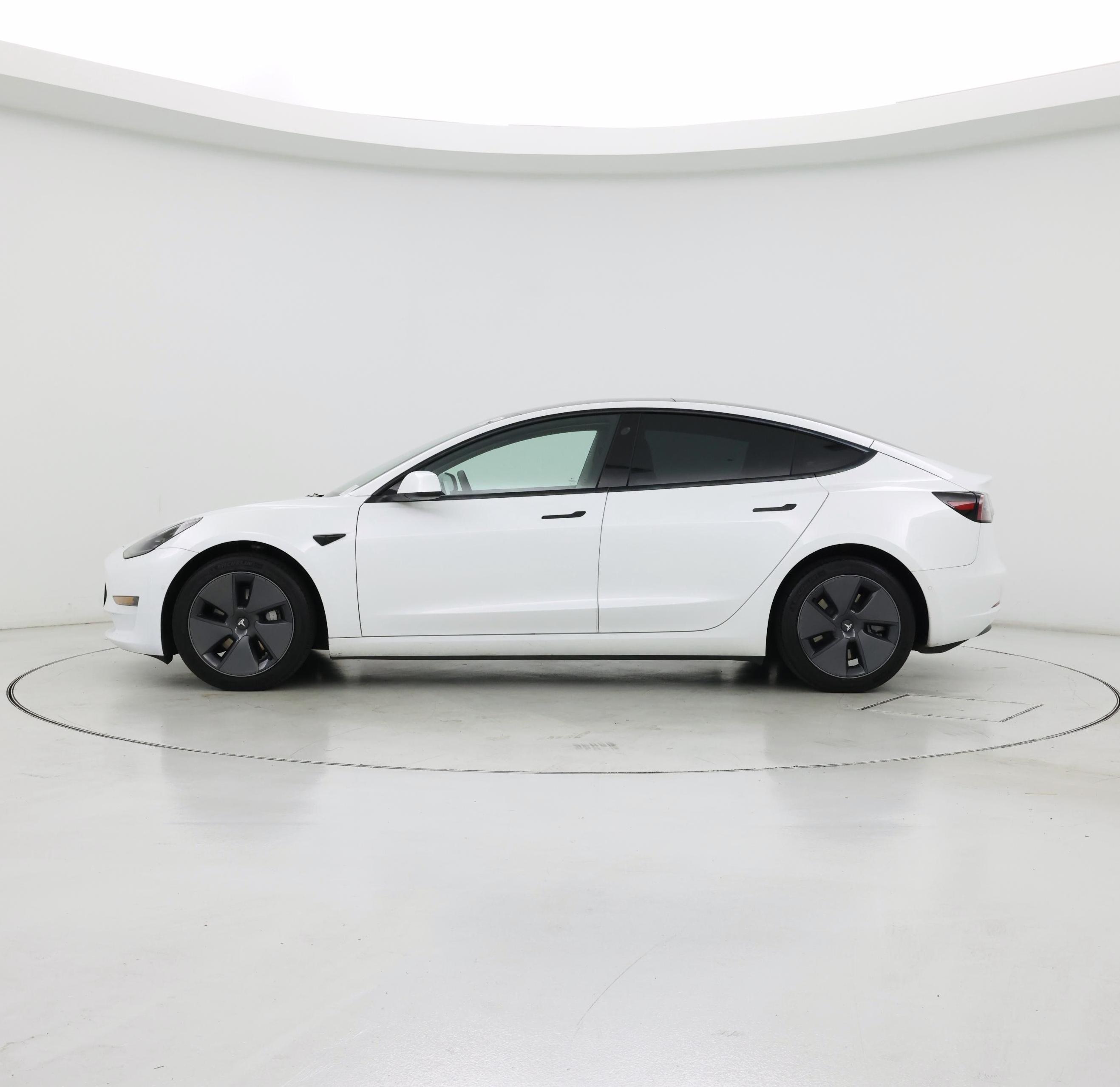 Thumbnail: 2022 Tesla Model 3 - 3