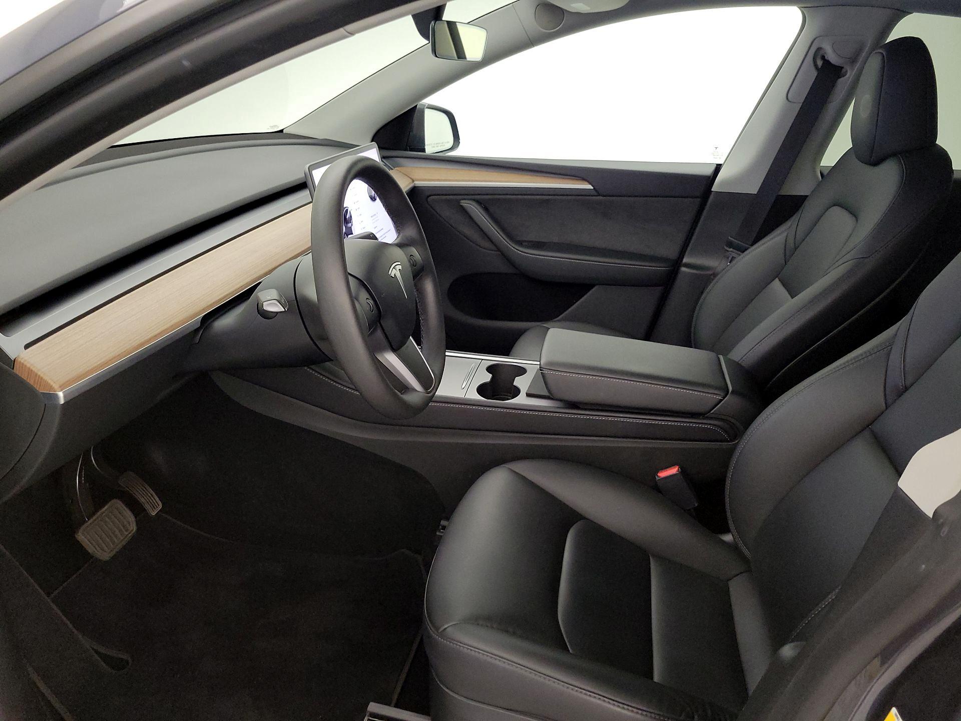 Thumbnail: 2023 Tesla Model Y - 11