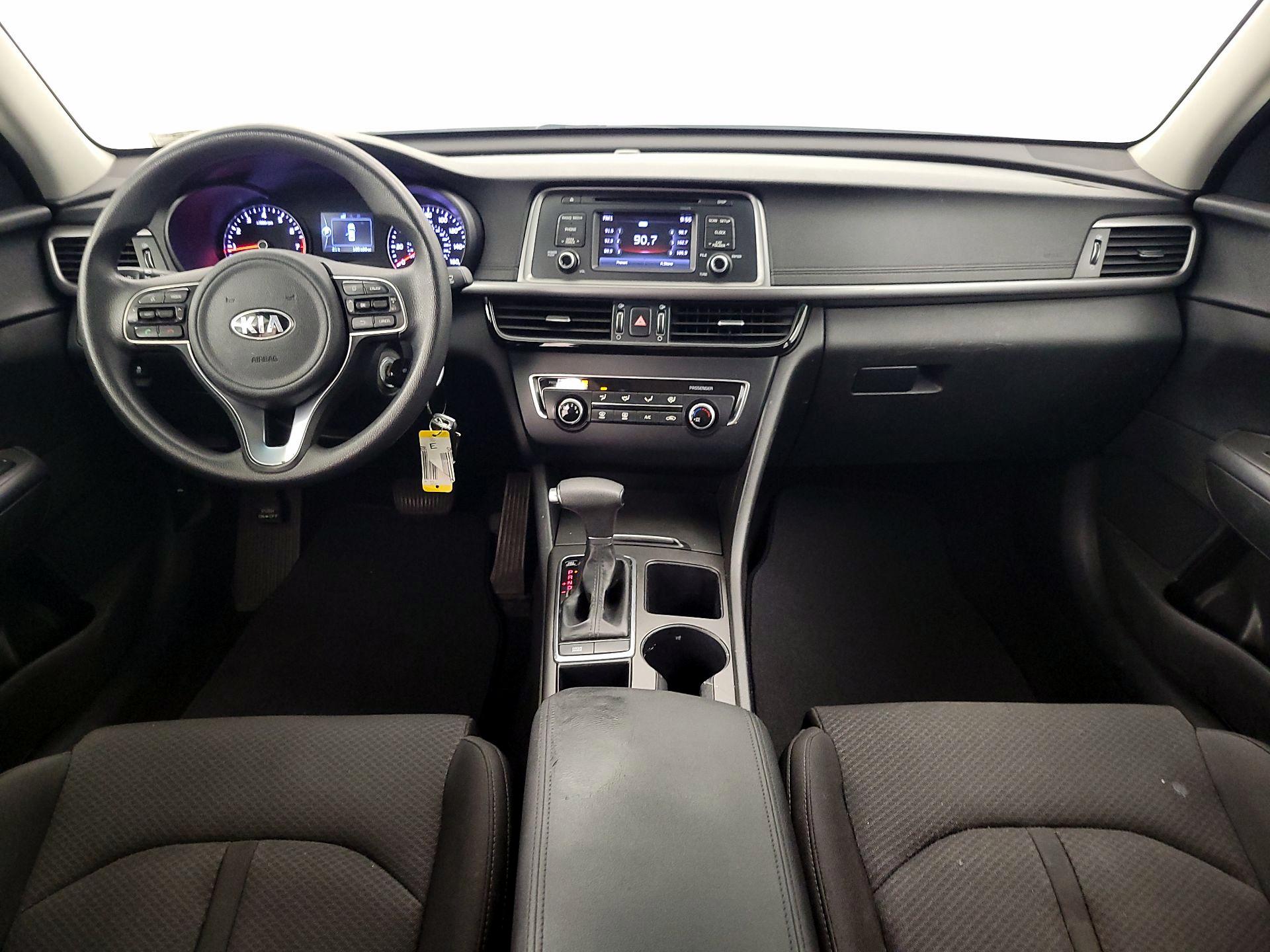 Thumbnail: 2016 Kia Optima - 9