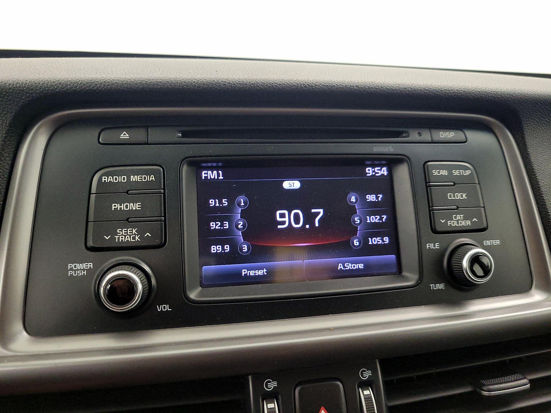 Thumbnail: 2016 Kia Optima - 15