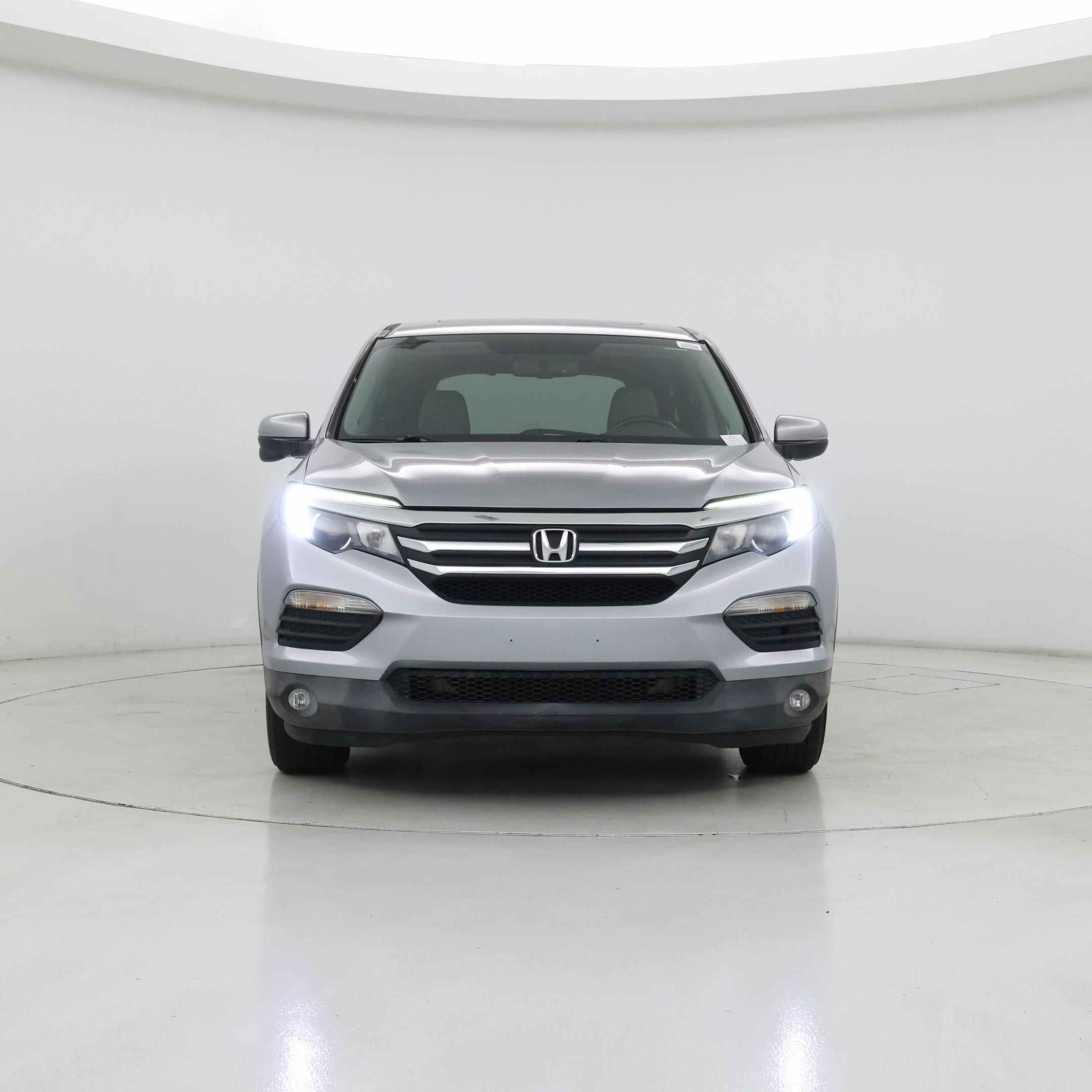 Thumbnail: 2017 Honda Pilot - 5