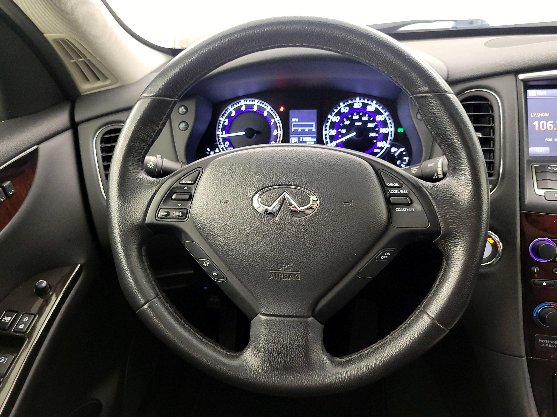 Thumbnail: 2017 INFINITI QX50 - 10