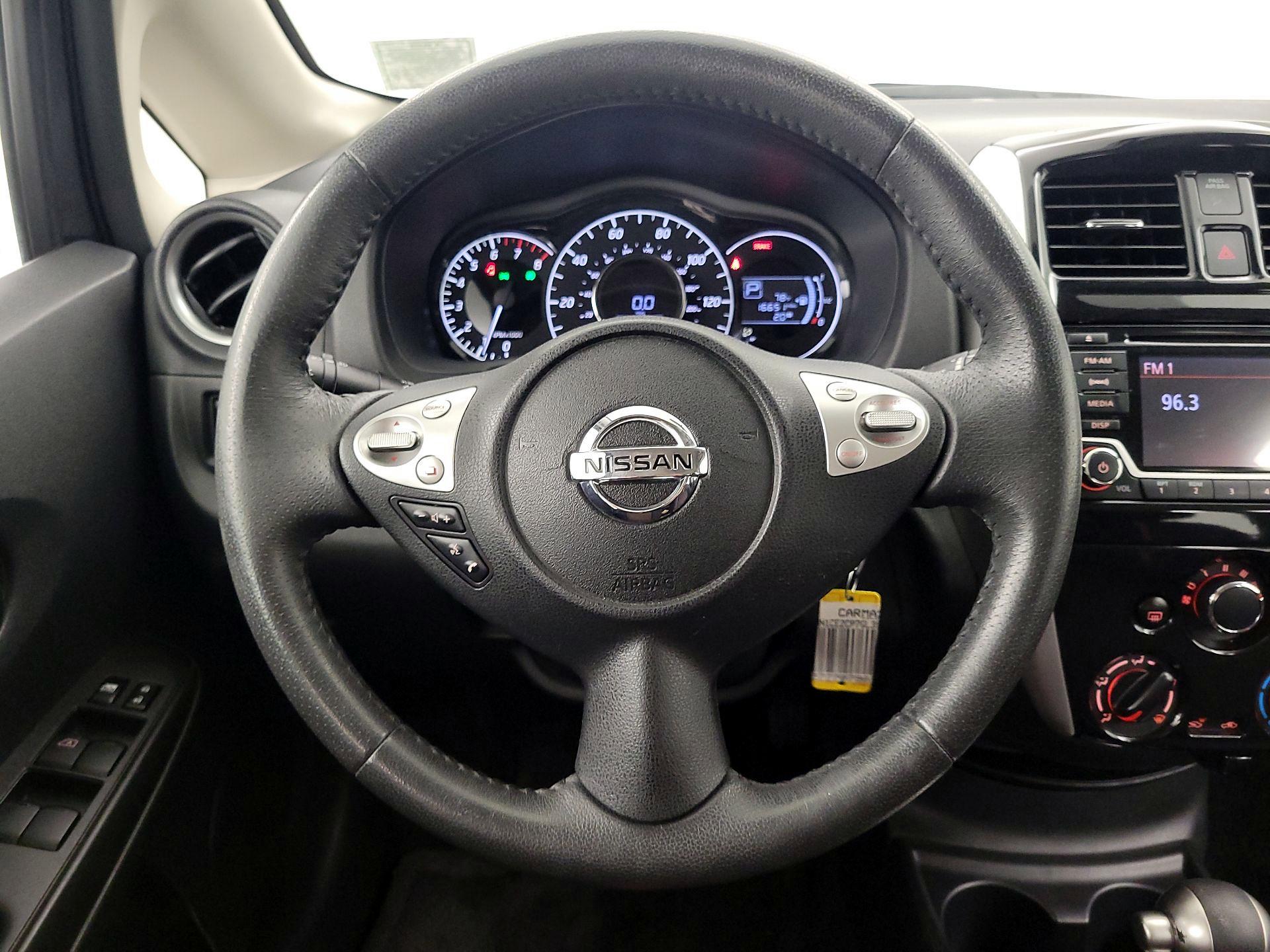Thumbnail: 2016 Nissan Versa Note - 10