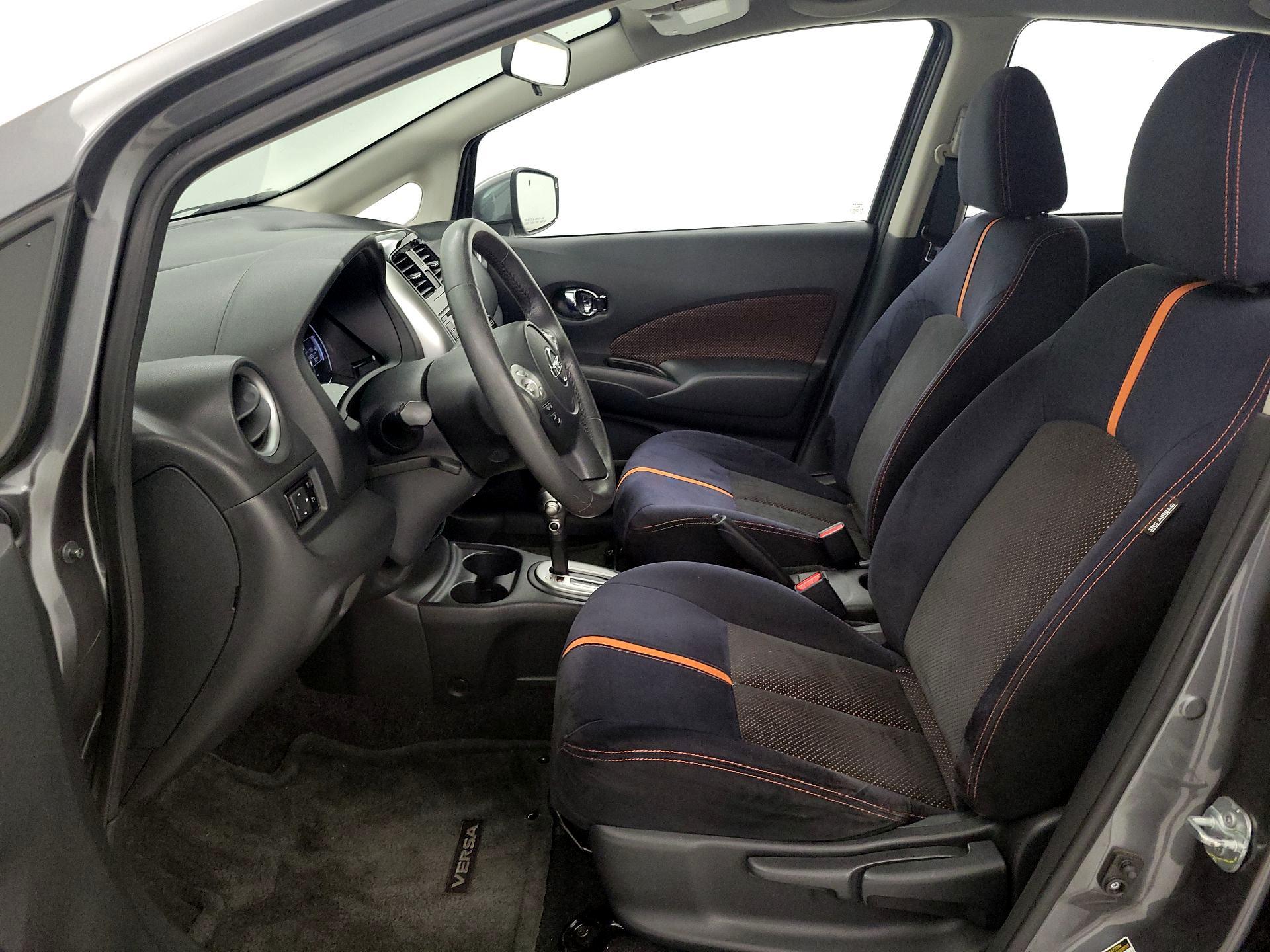 Thumbnail: 2016 Nissan Versa Note - 11