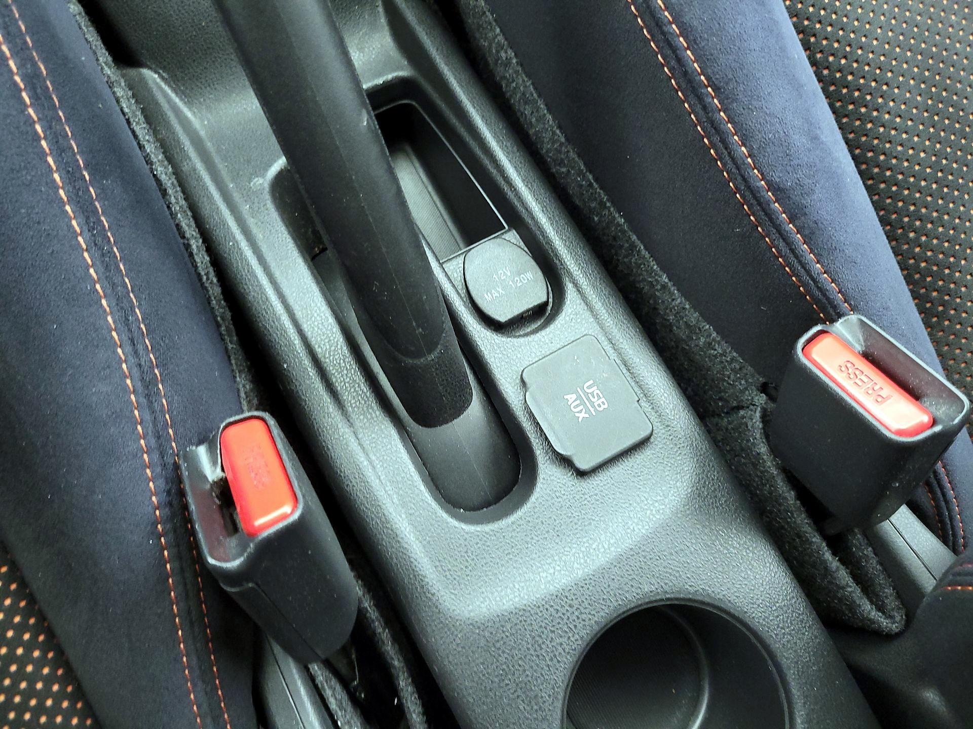 Thumbnail: 2016 Nissan Versa Note - 18