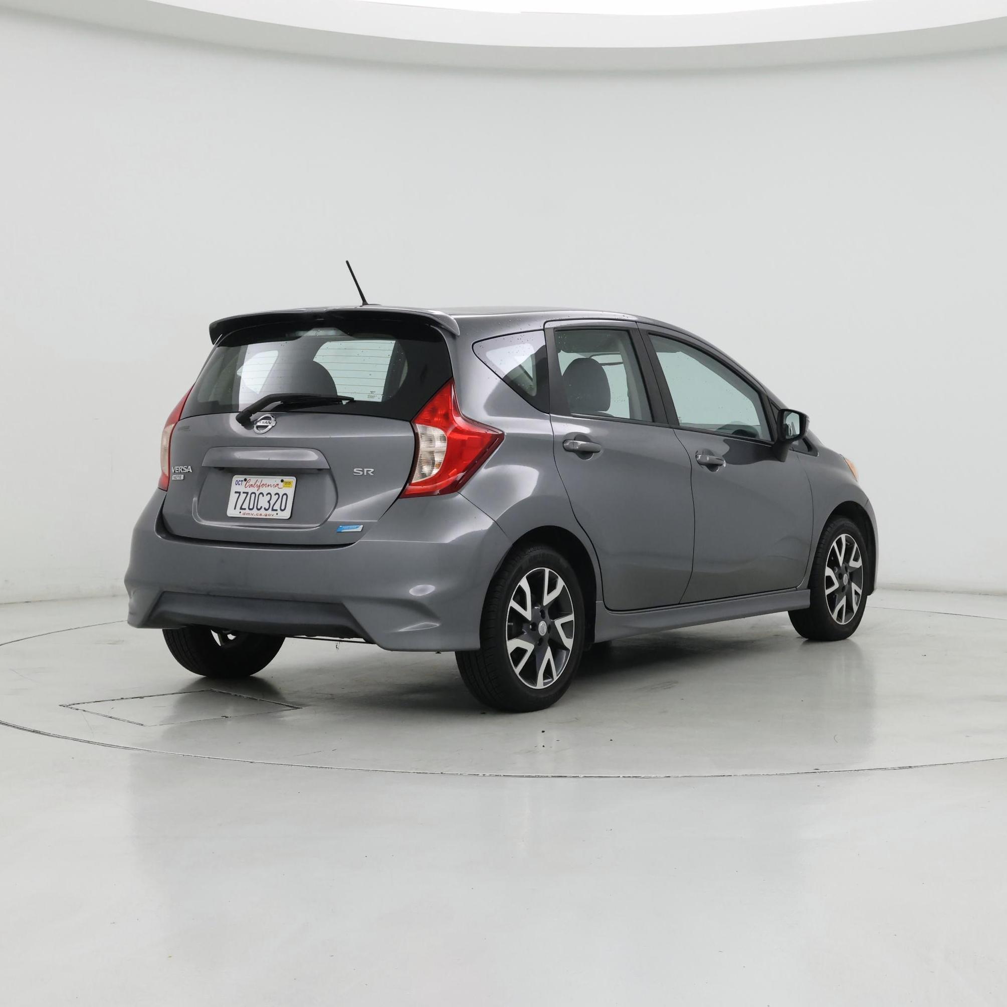 Thumbnail: 2016 Nissan Versa Note - 8