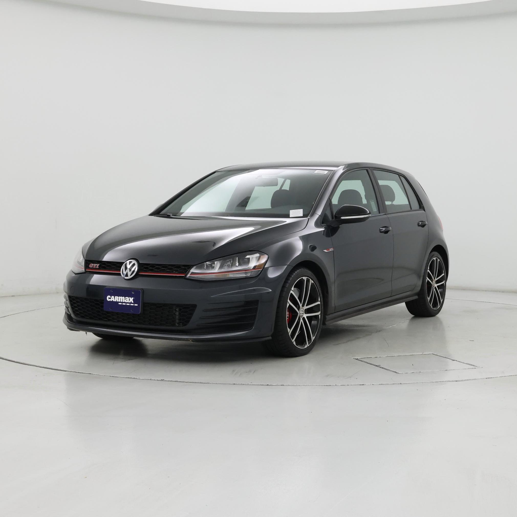 Thumbnail: 2017 Volkswagen Golf - 4