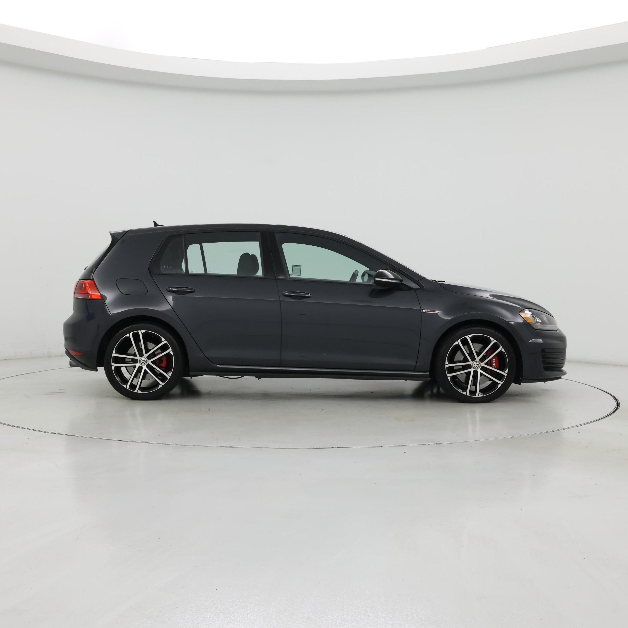 Thumbnail: 2017 Volkswagen Golf - 7