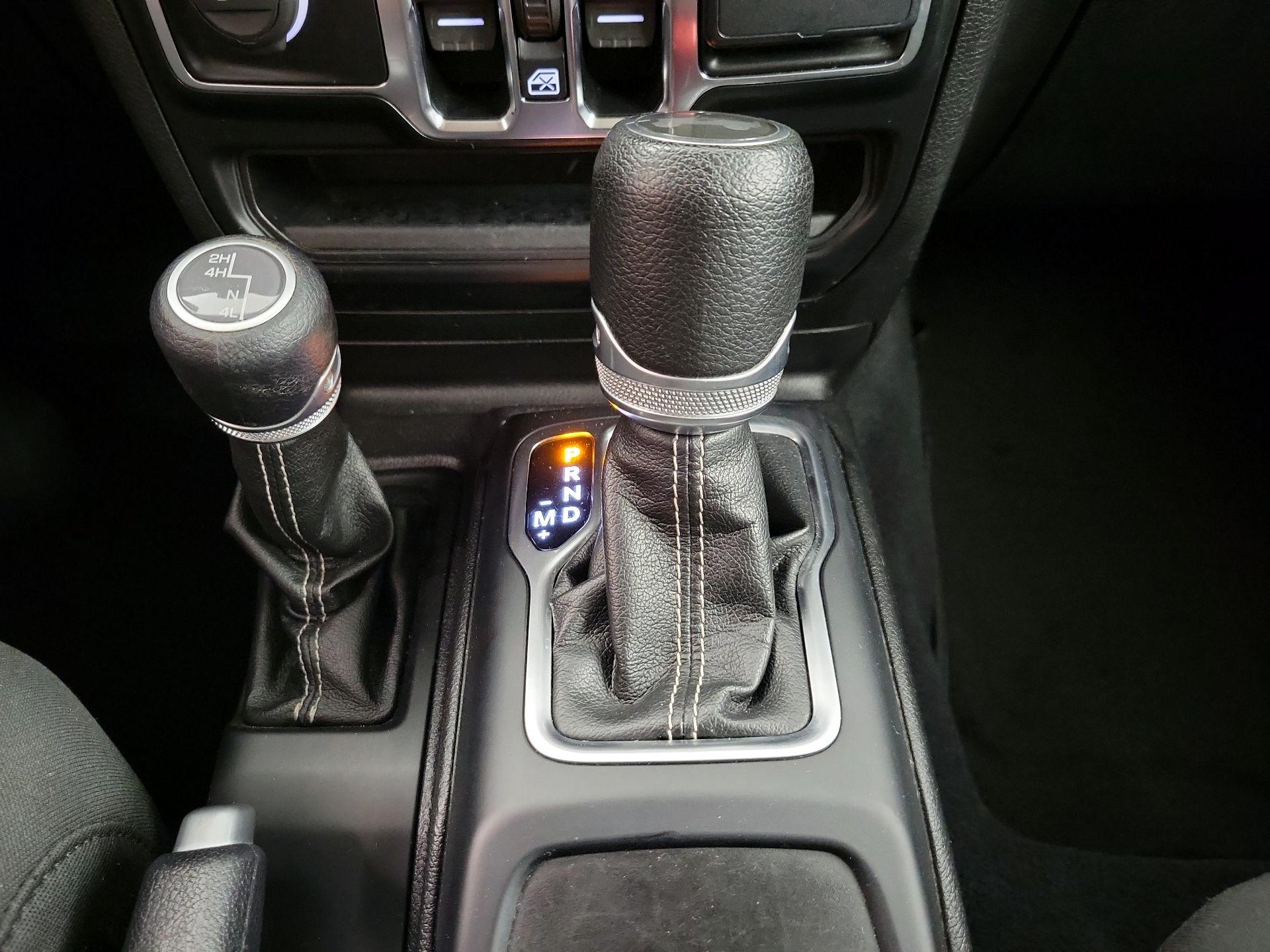 Thumbnail: 2020 Jeep Wrangler - 17