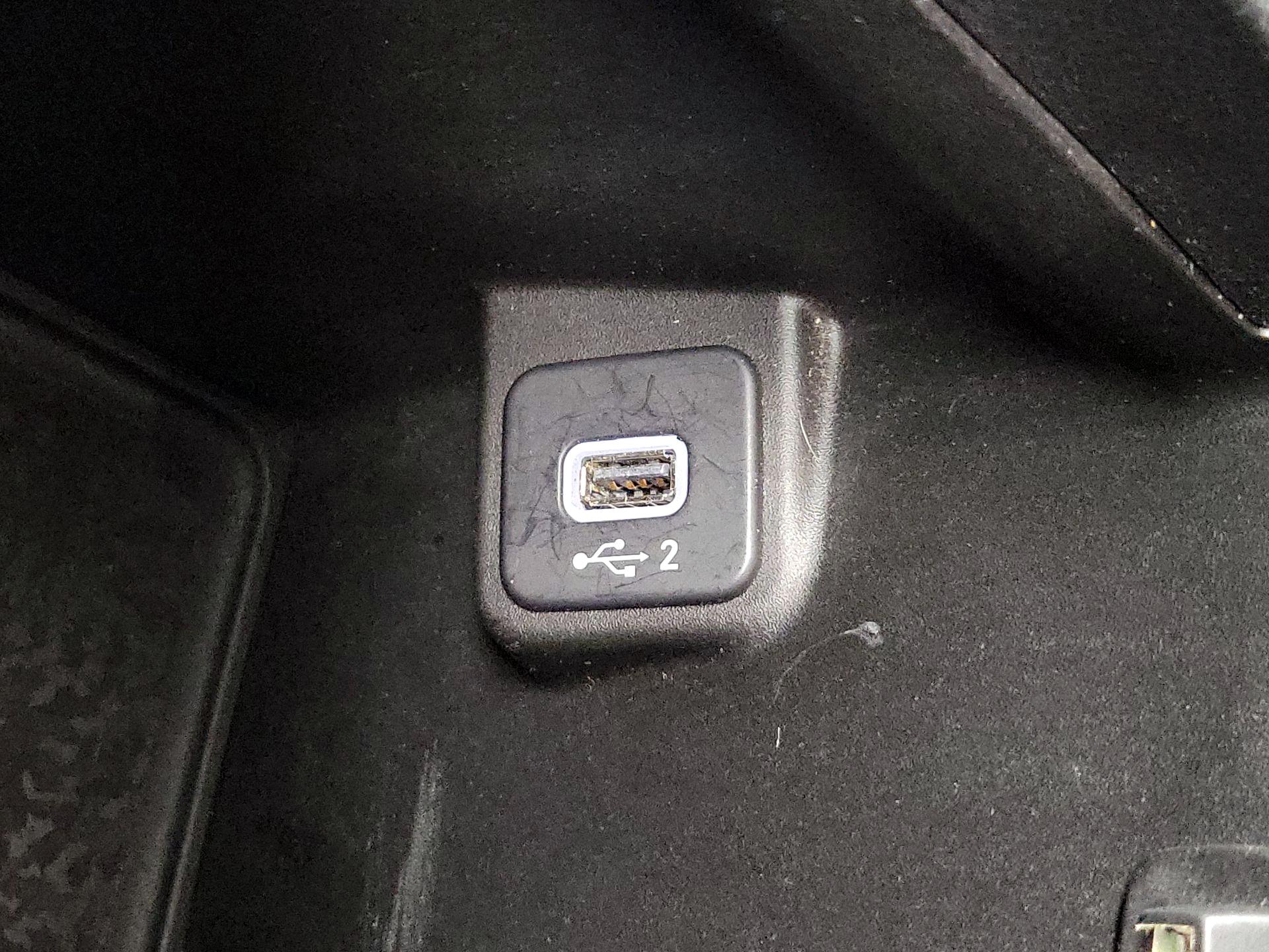 Thumbnail: 2020 Jeep Wrangler - 18