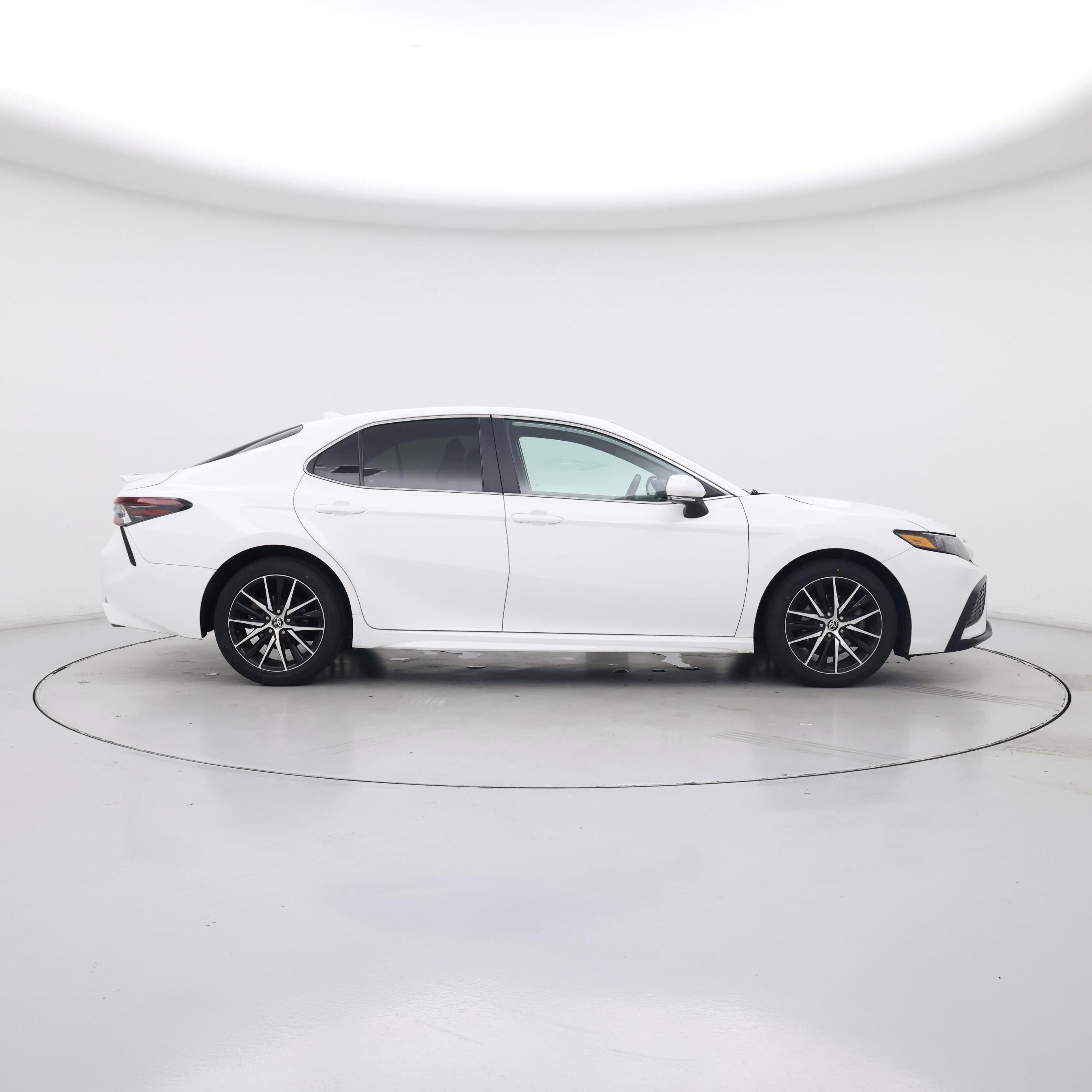 Thumbnail: 2023 Toyota Camry - 7