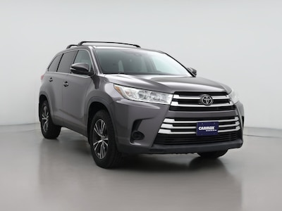 Gray 2019 Toyota Highlander LE