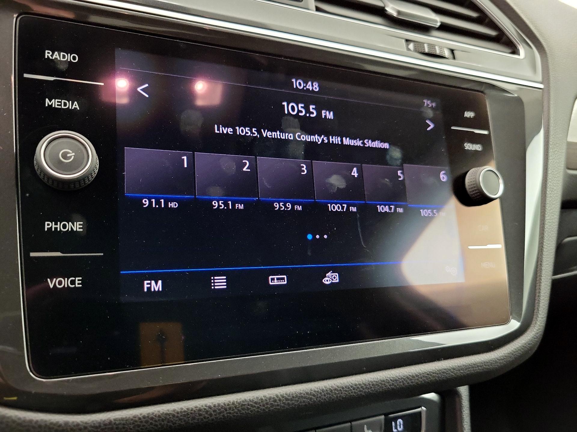 Thumbnail: 2018 Volkswagen Tiguan - 15