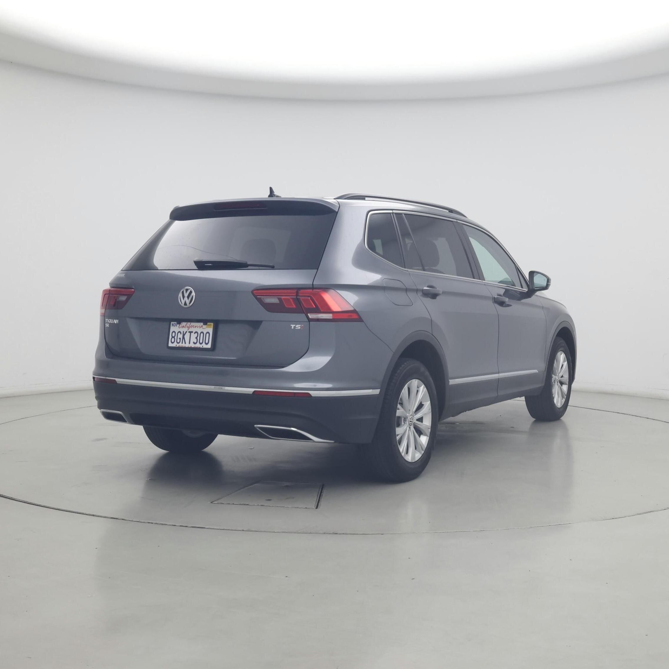 Thumbnail: 2018 Volkswagen Tiguan - 8