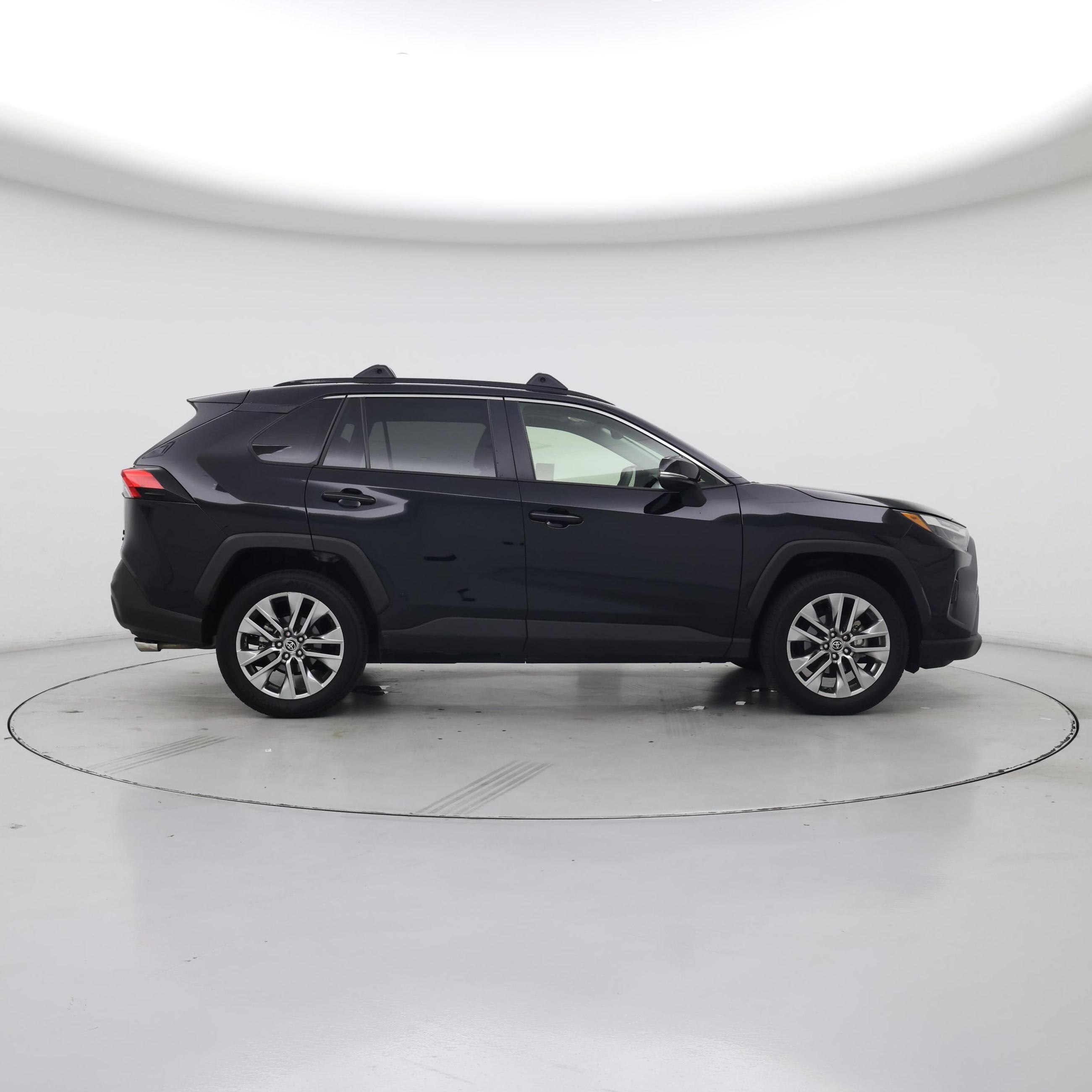 Thumbnail: 2023 Toyota RAV4 - 7