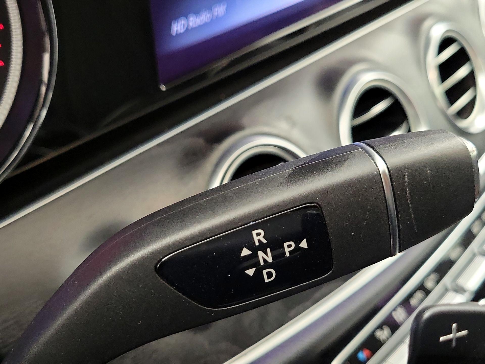 Thumbnail: 2017 Mercedes-Benz E-Class - 18