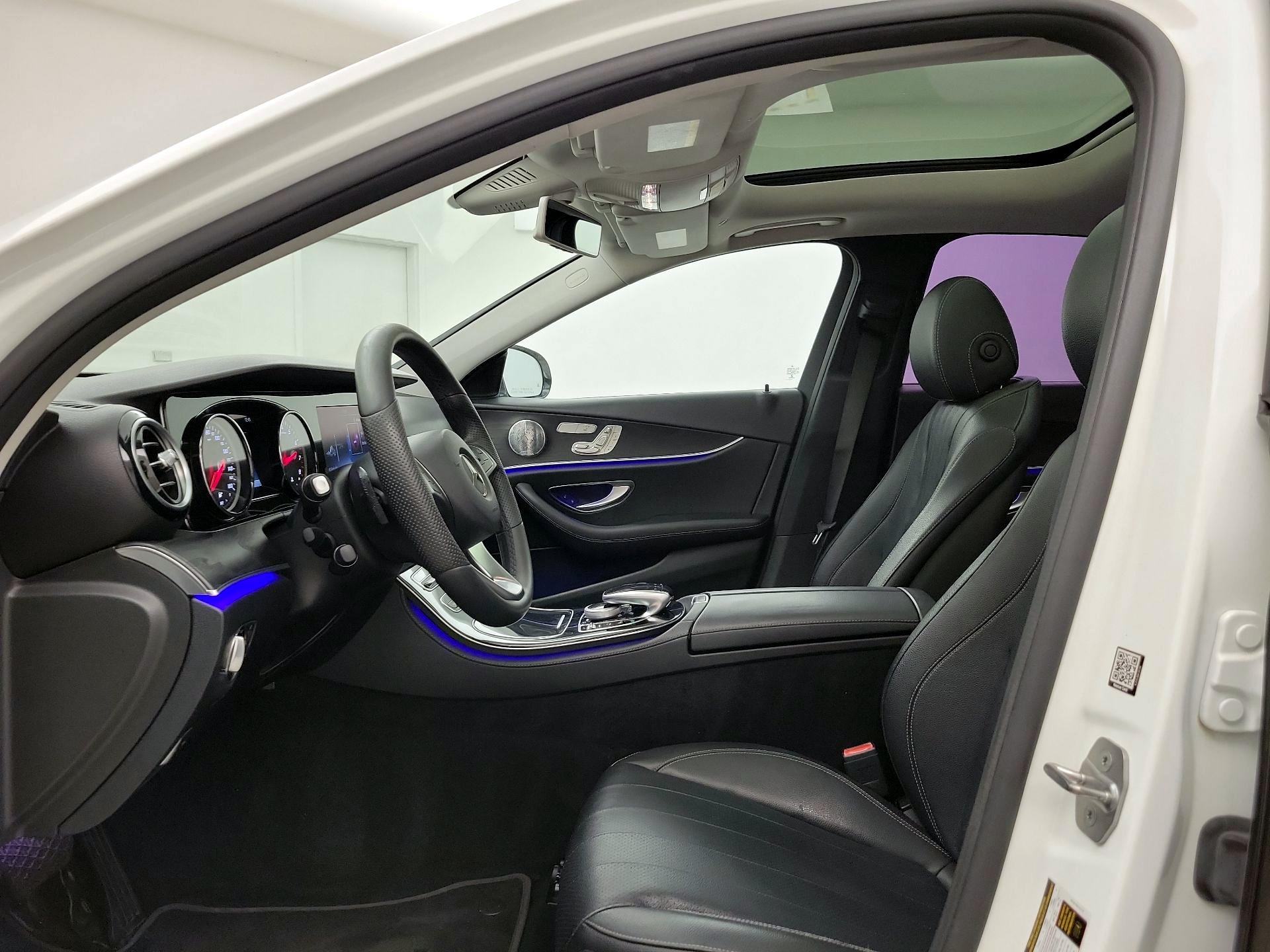 Thumbnail: 2017 Mercedes-Benz E-Class - 20