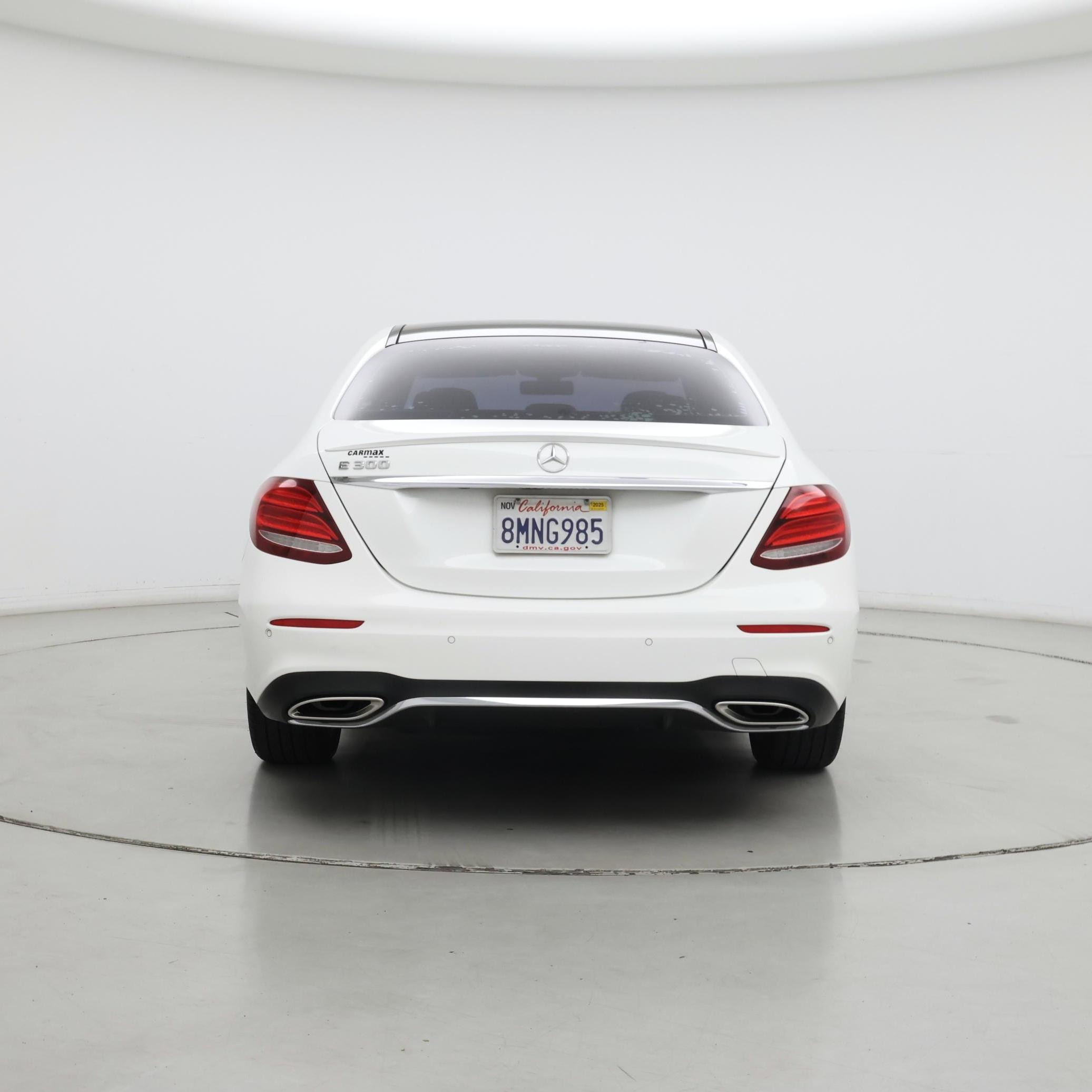 Thumbnail: 2017 Mercedes-Benz E-Class - 6