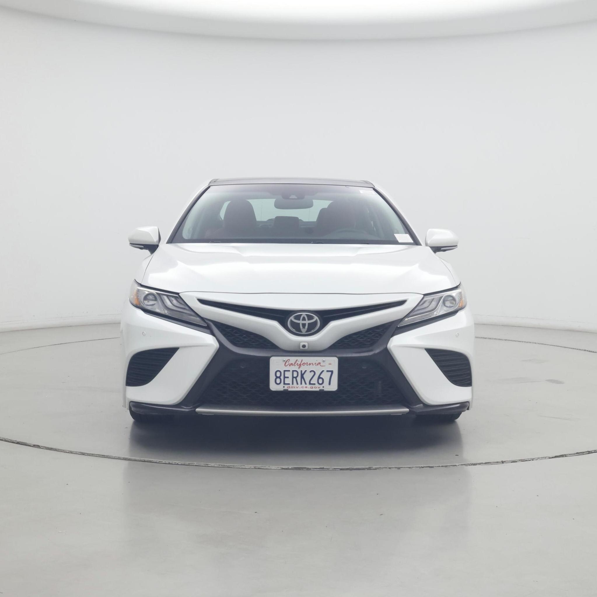 Thumbnail: 2018 Toyota Camry - 5