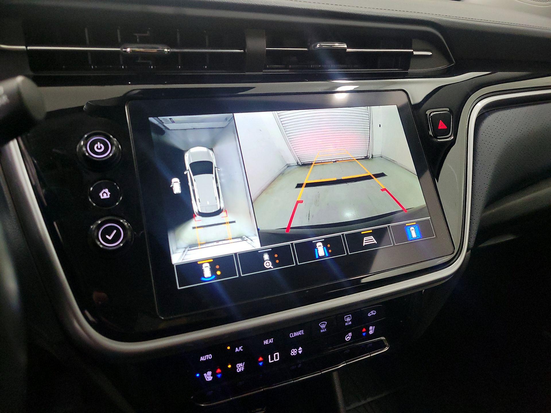 Thumbnail: 2023 Chevrolet Bolt EUV - 15