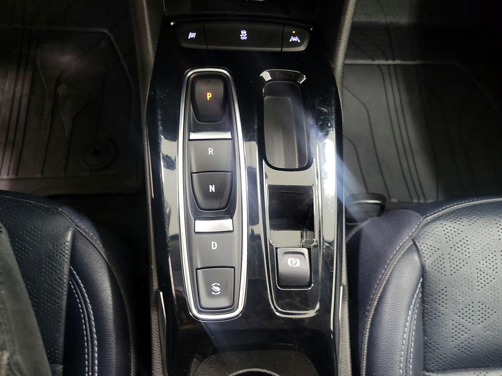 Thumbnail: 2023 Chevrolet Bolt EUV - 18