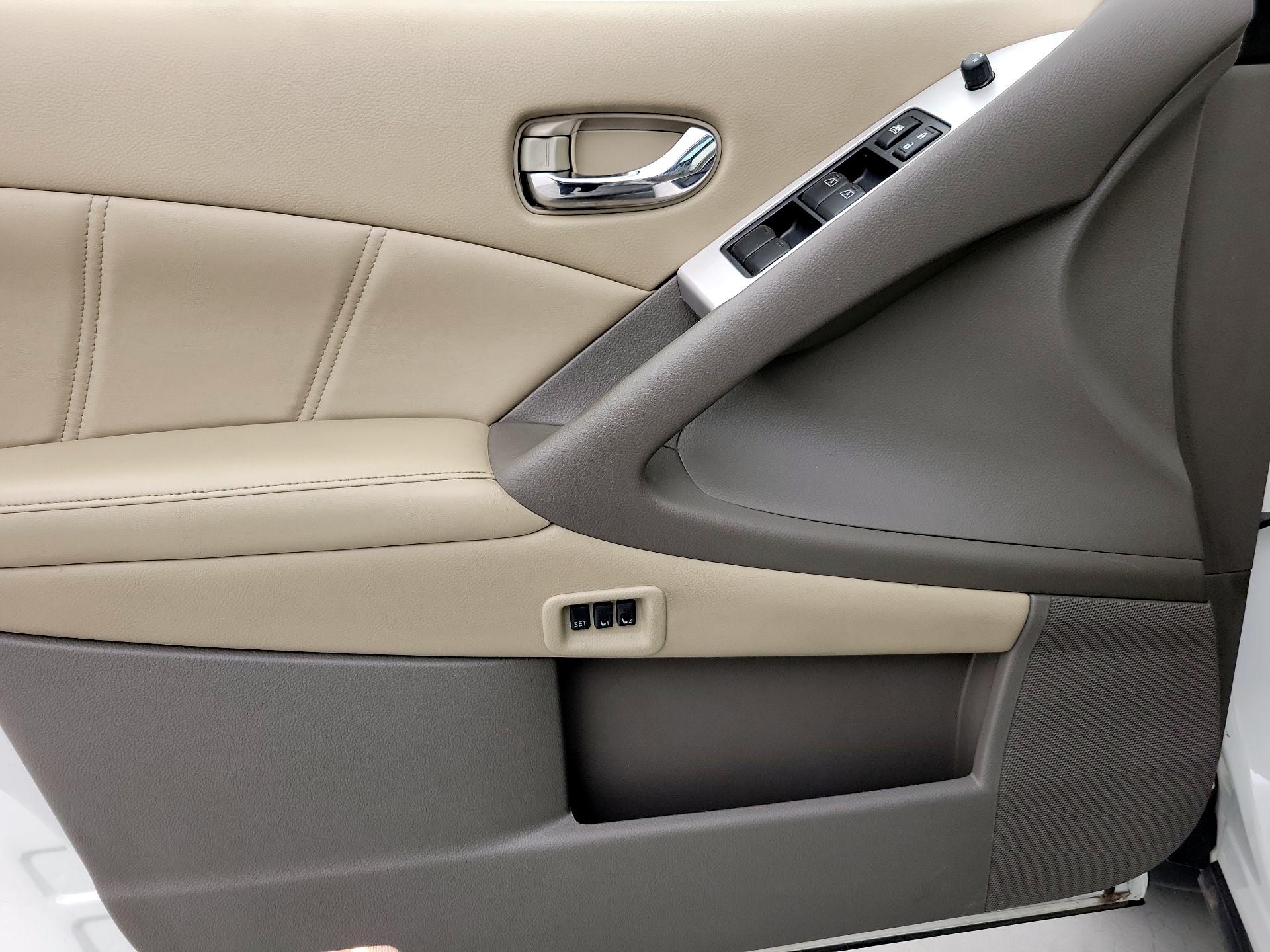 Thumbnail: 2014 Nissan Murano - 12
