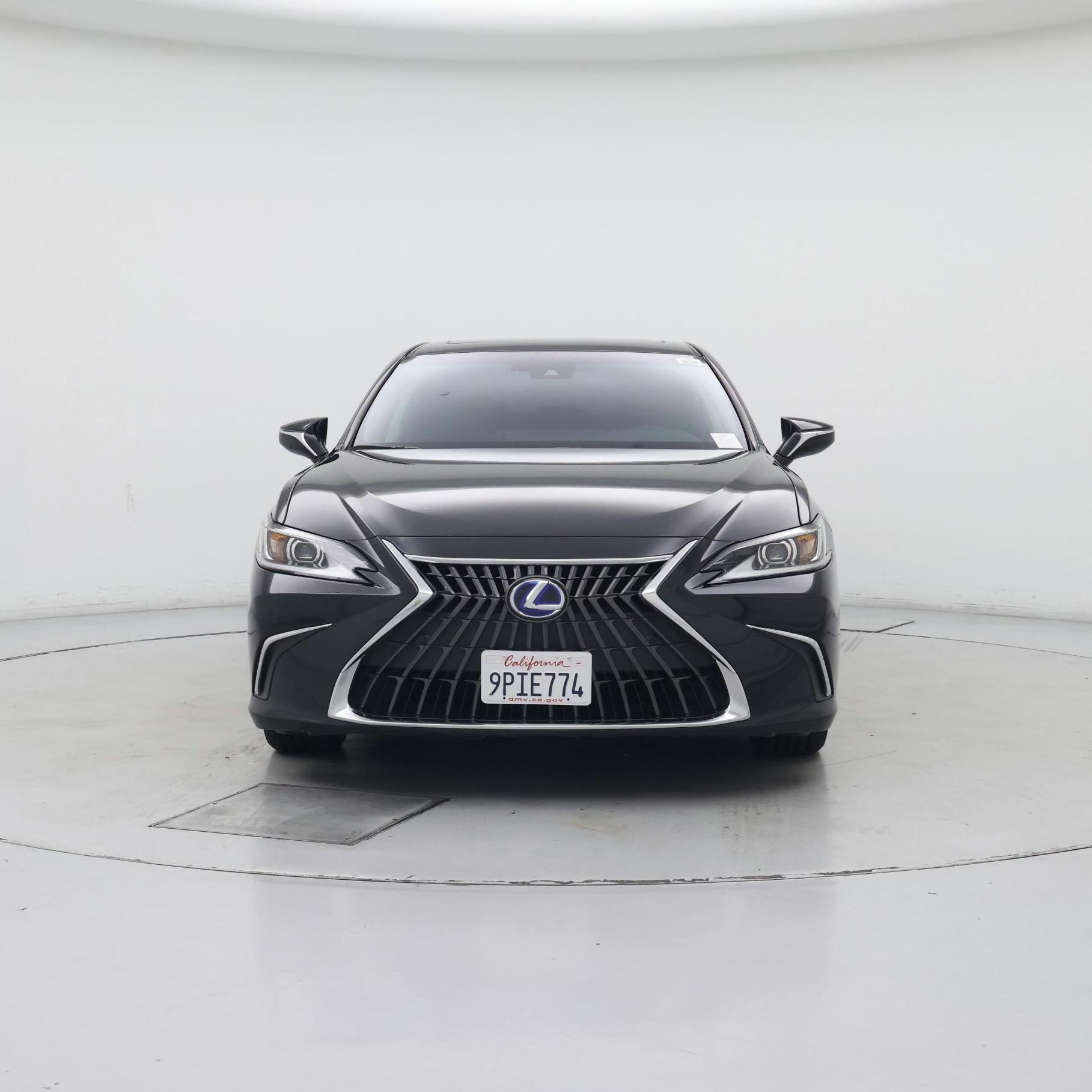 Thumbnail: 2022 Lexus ES - 5