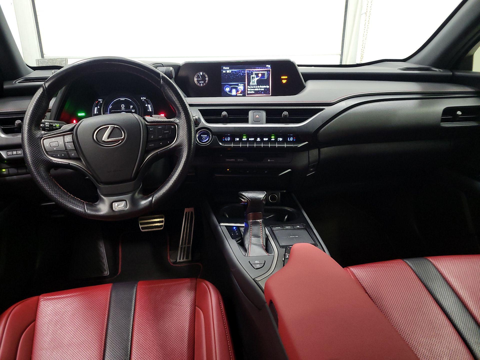 Thumbnail: 2020 Lexus UX - 9