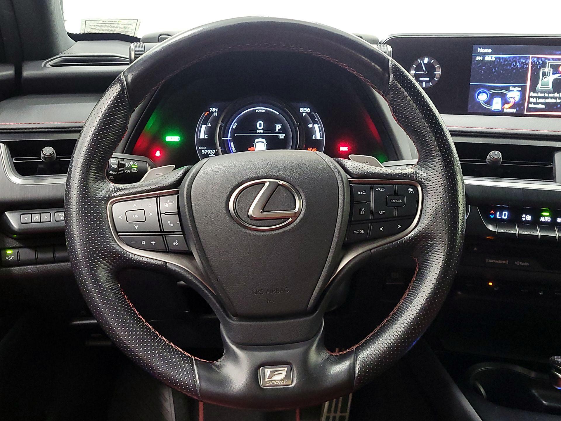 Thumbnail: 2020 Lexus UX - 10