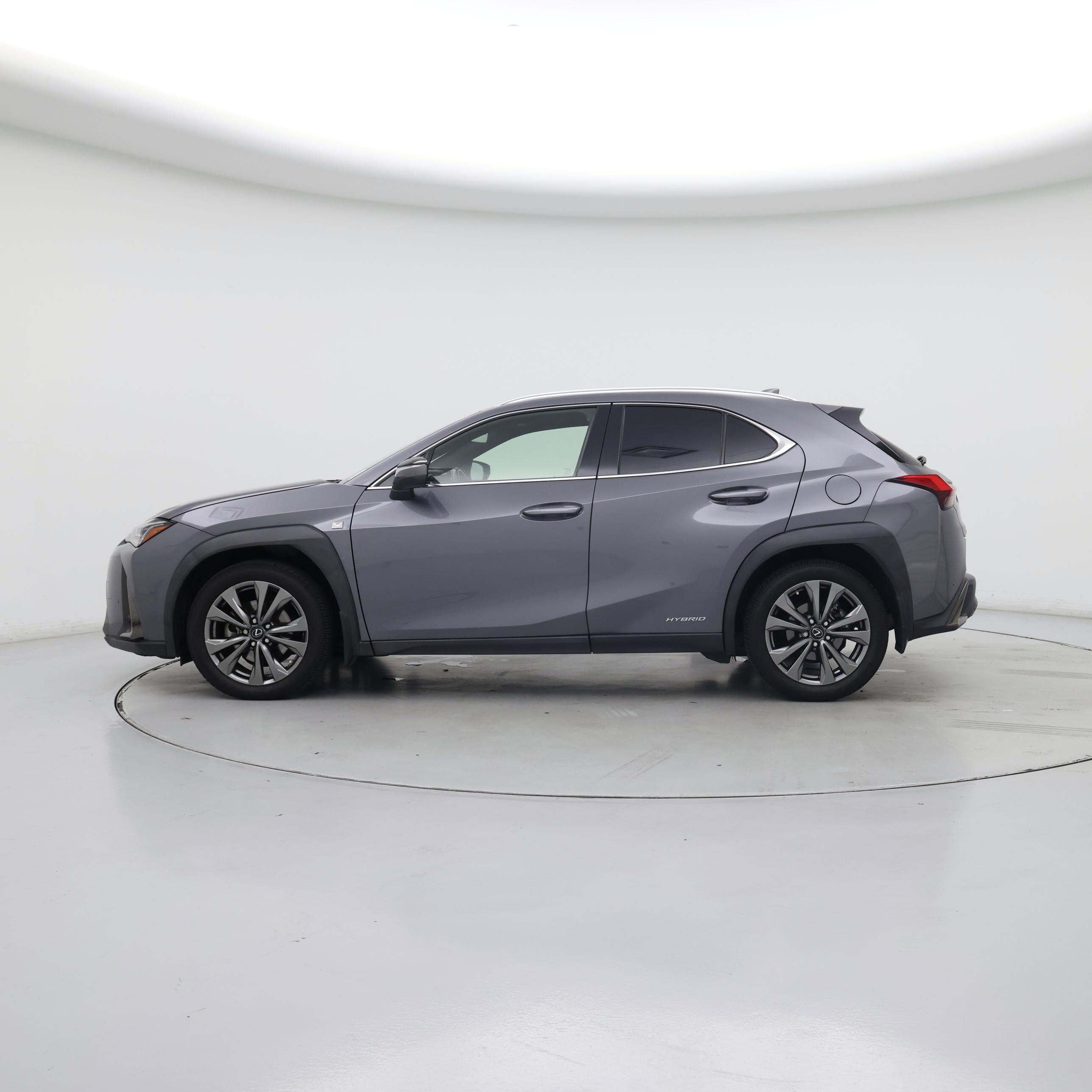 Thumbnail: 2020 Lexus UX - 3
