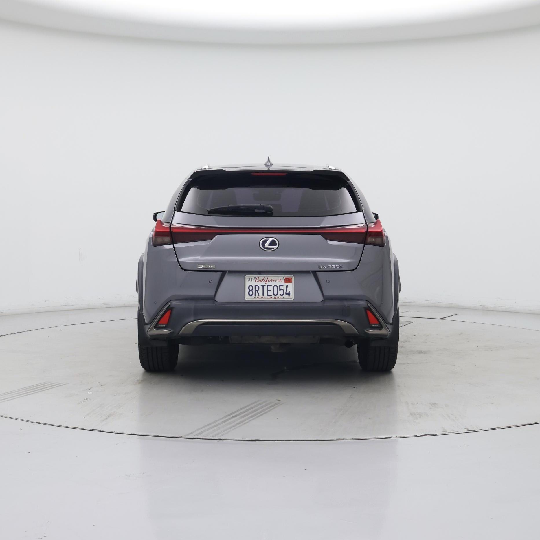 Thumbnail: 2020 Lexus UX - 6