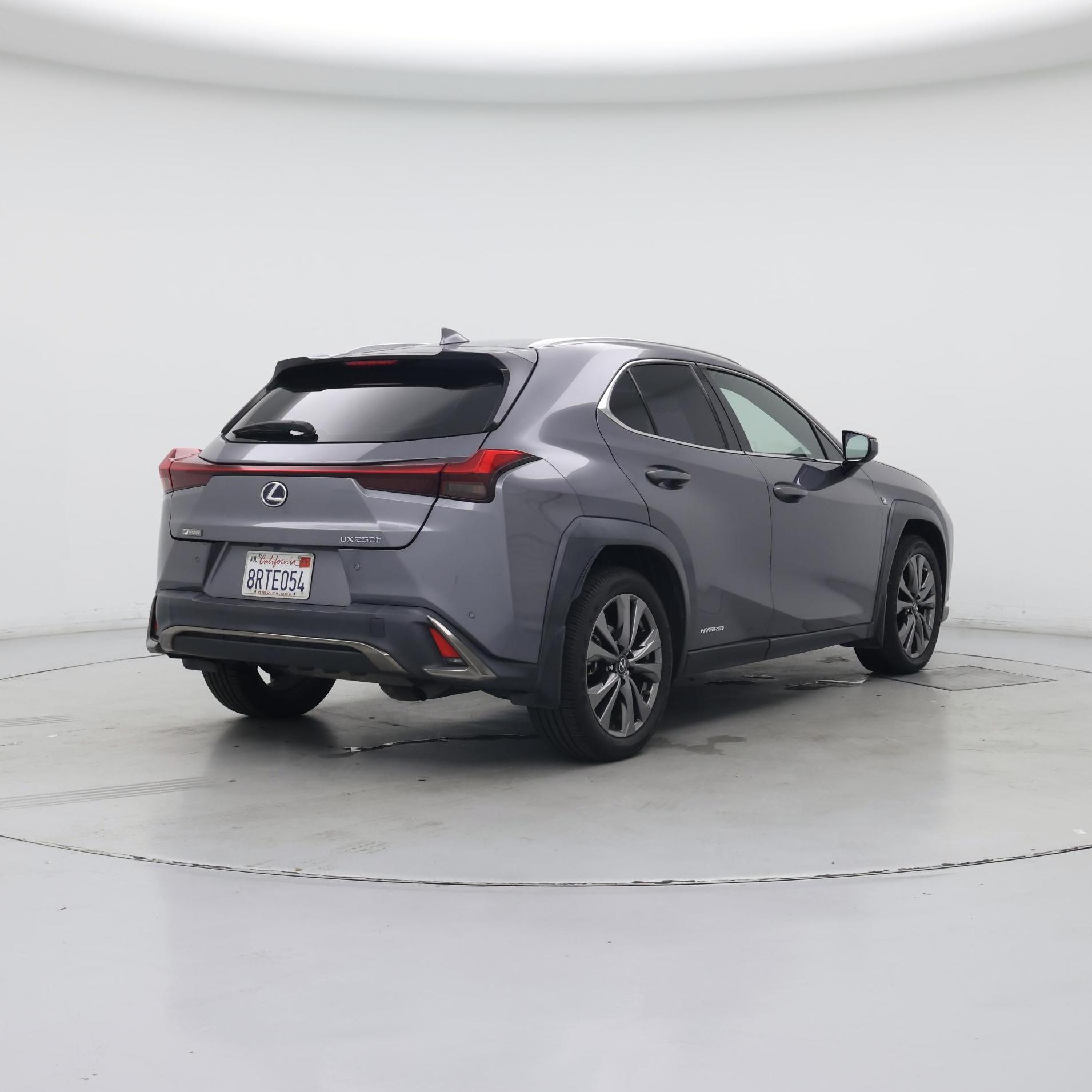 Thumbnail: 2020 Lexus UX - 8