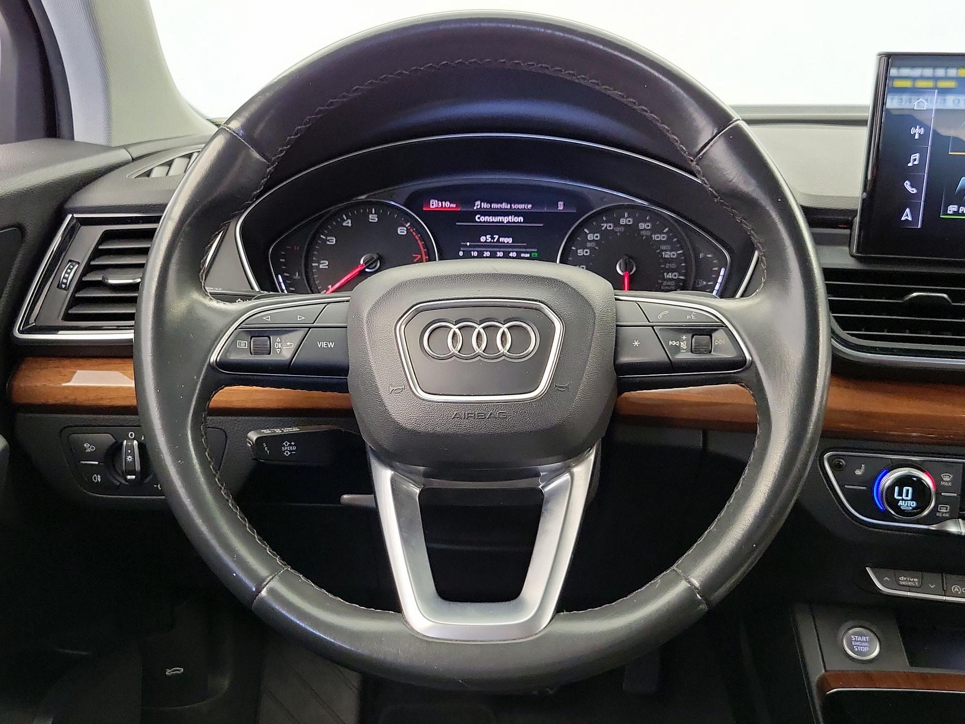 Thumbnail: 2021 Audi Q5 - 10
